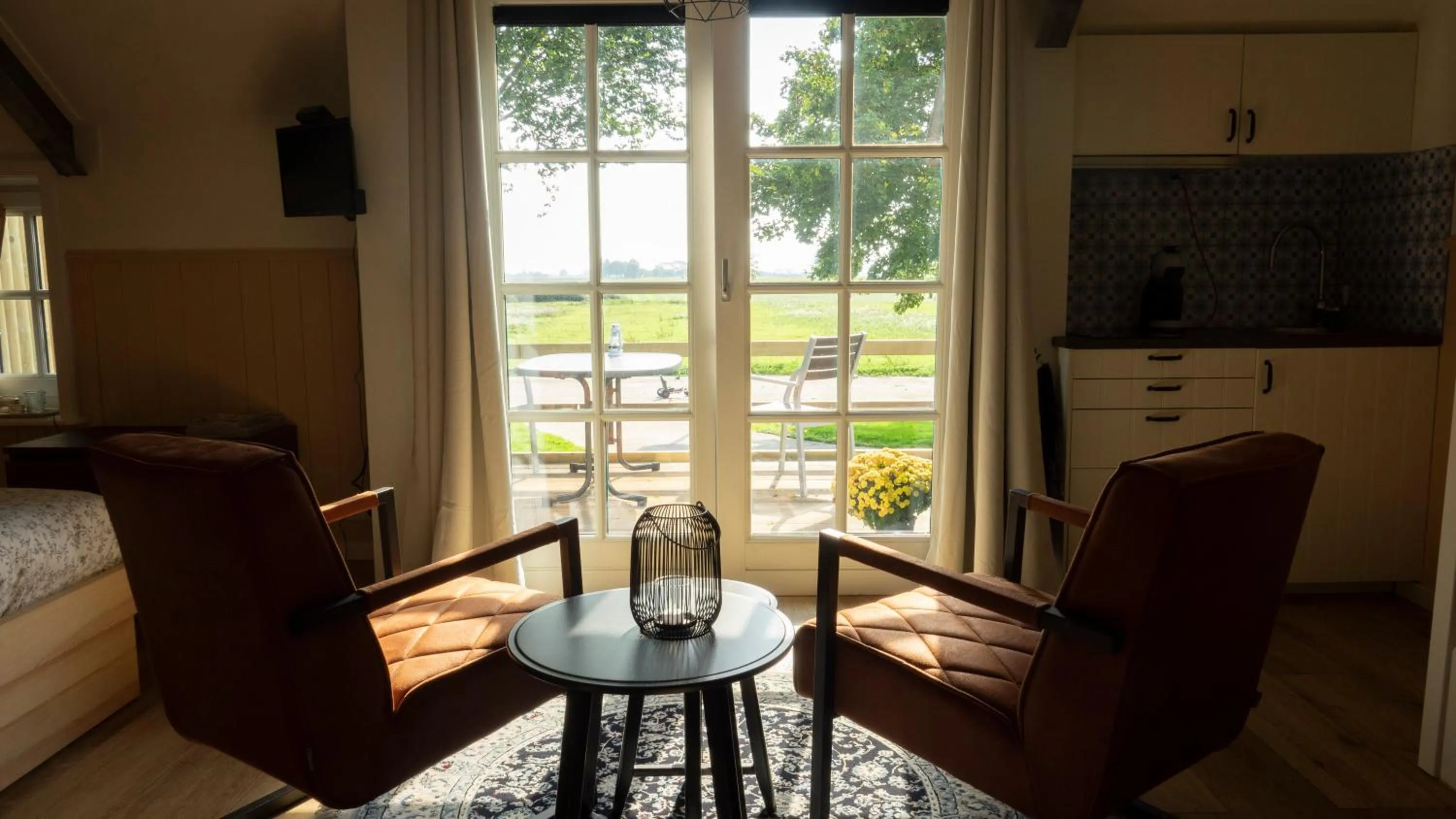 Seating area in BenB Erf 9