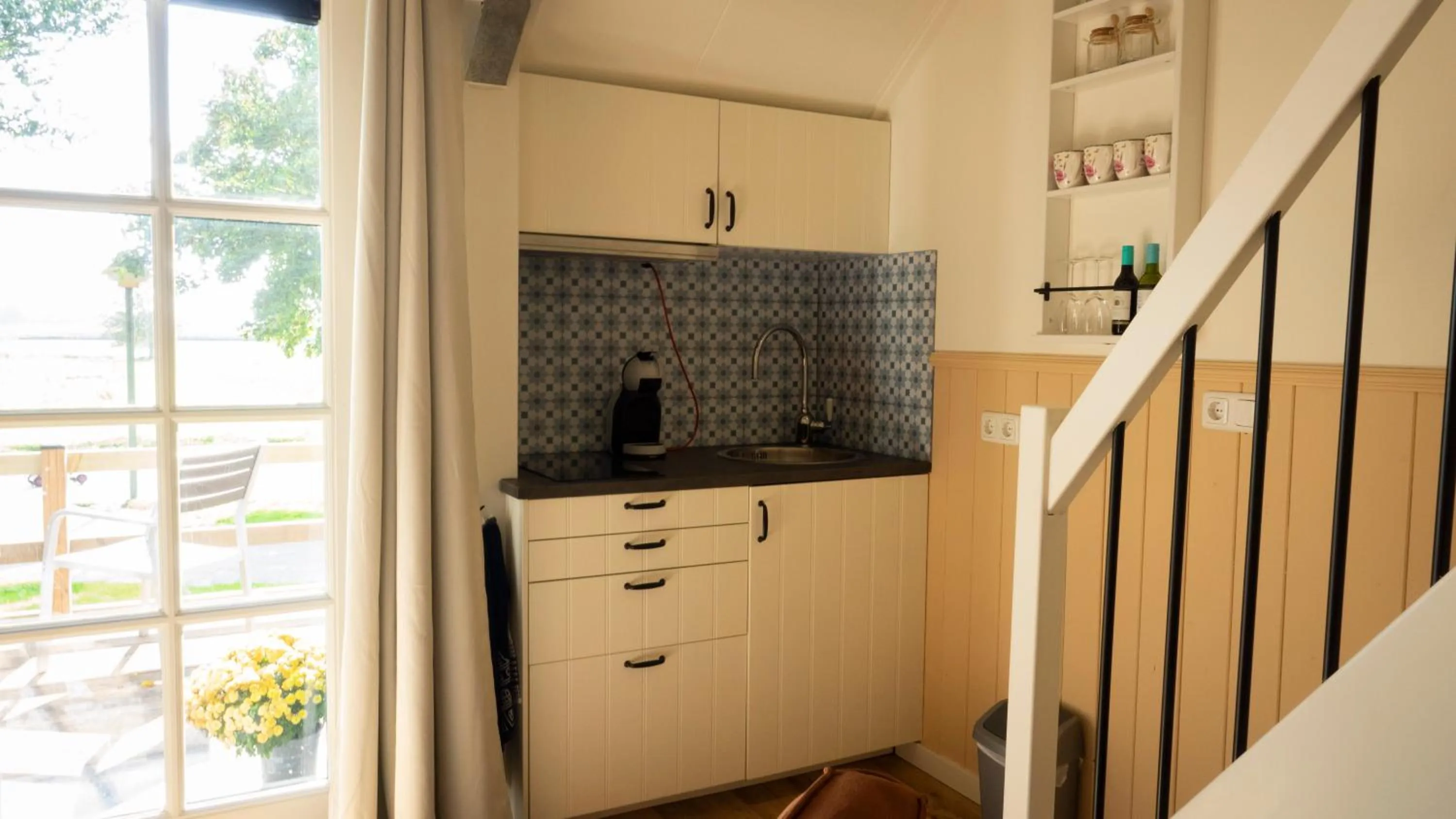 Coffee/tea facilities in BenB Erf 9