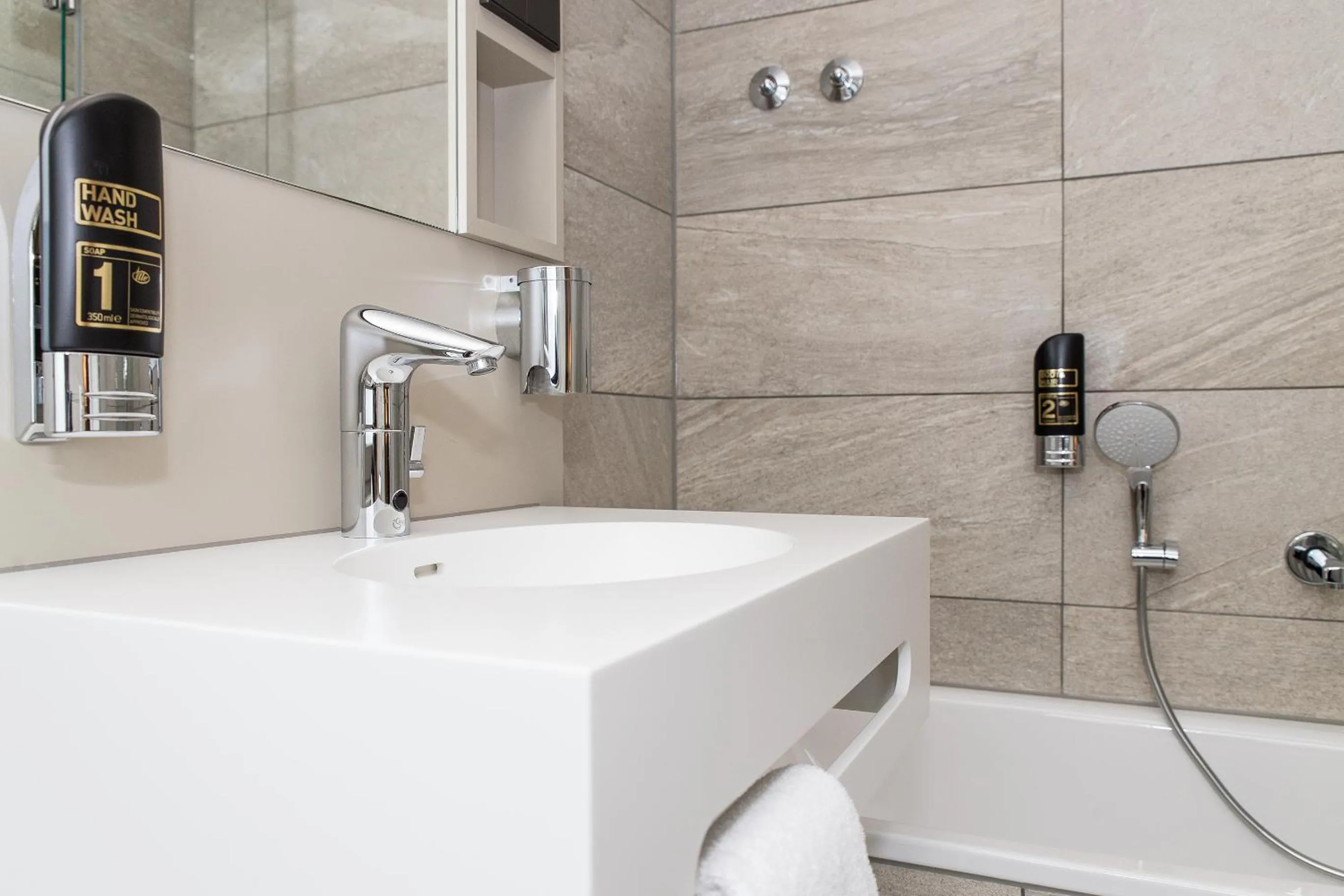 Bathroom in Hotel Goldenes Rad