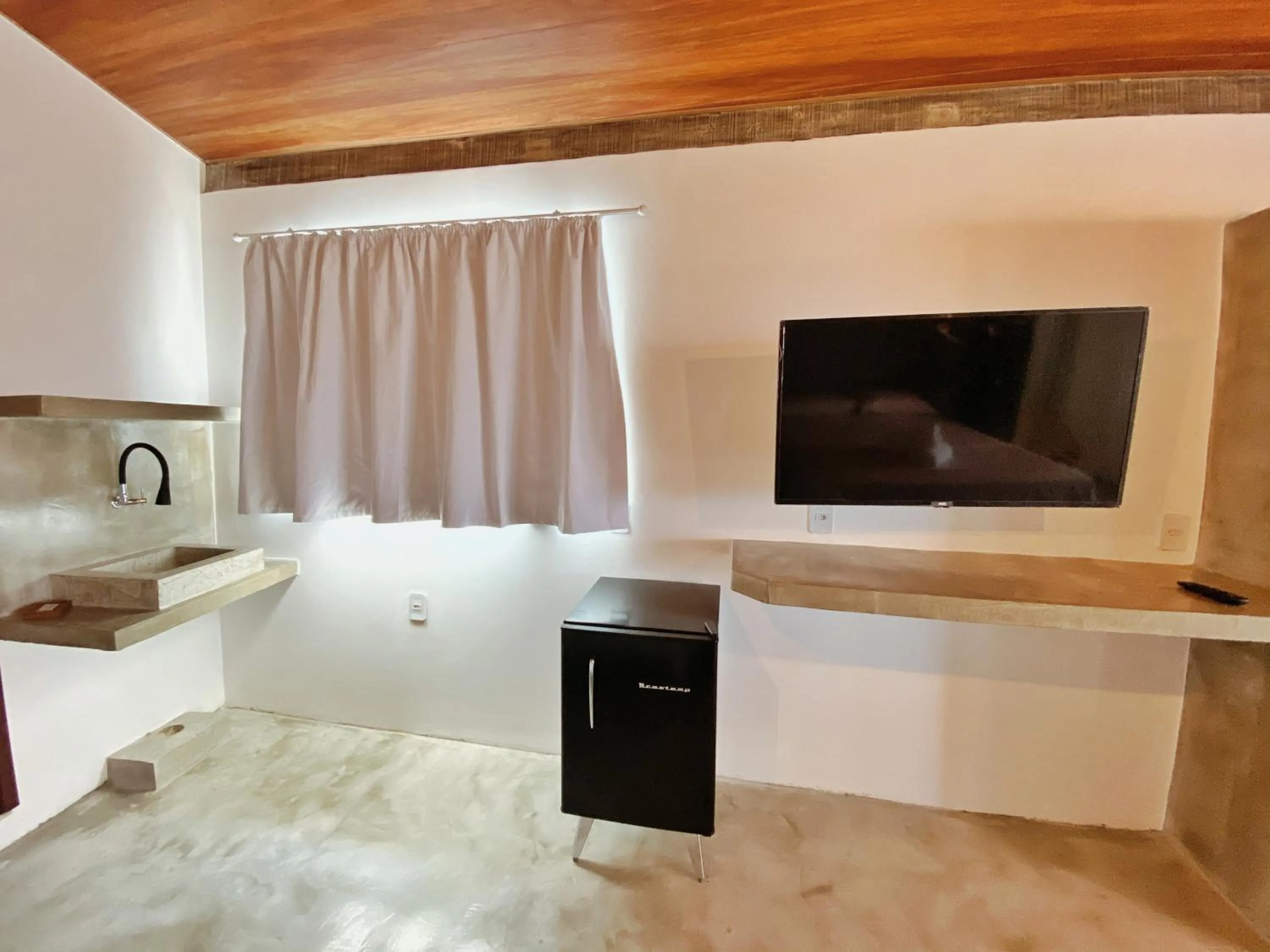 Pousada Primeira Praia Suítes