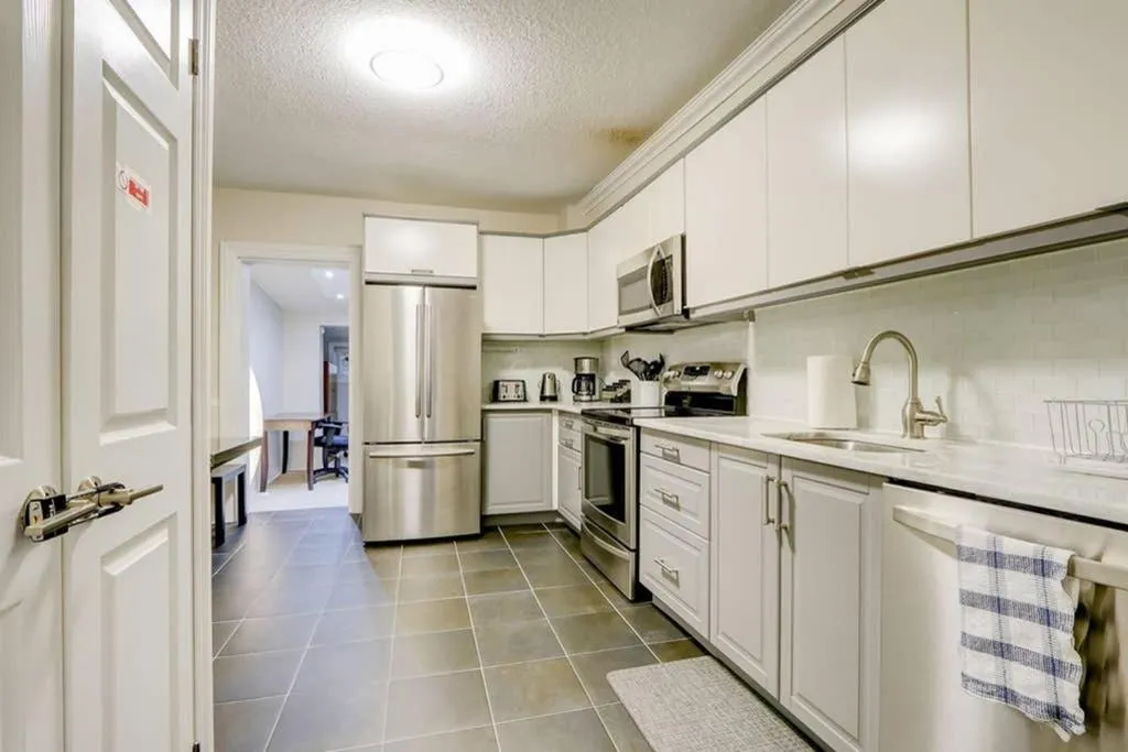 JstLikeHome - Central Suite