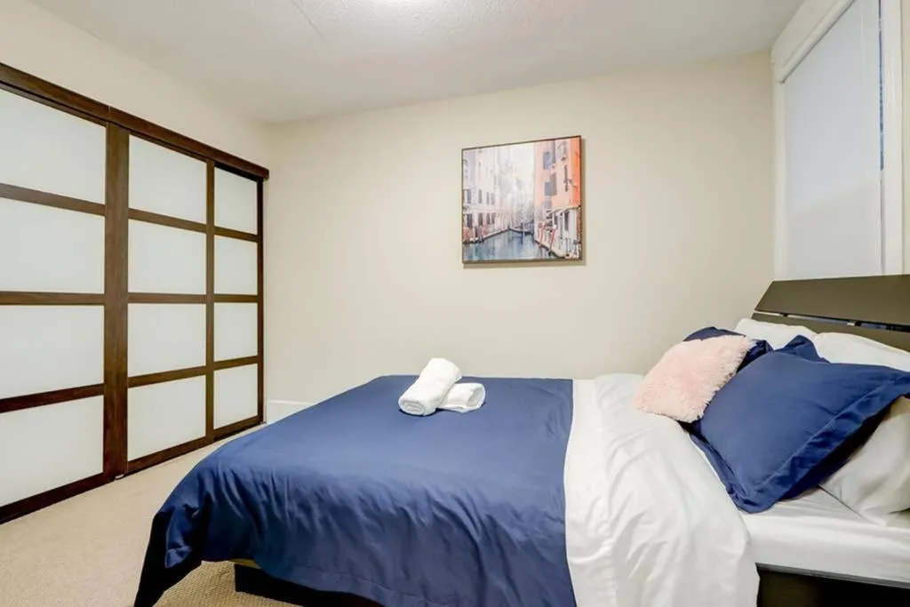 Bed in JstLikeHome - Central Suite