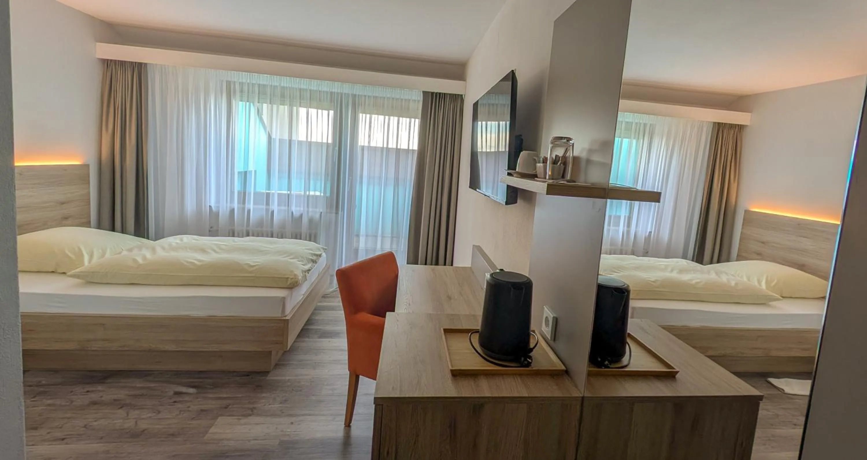 Photo of the whole room, Bed in Beurener Hof