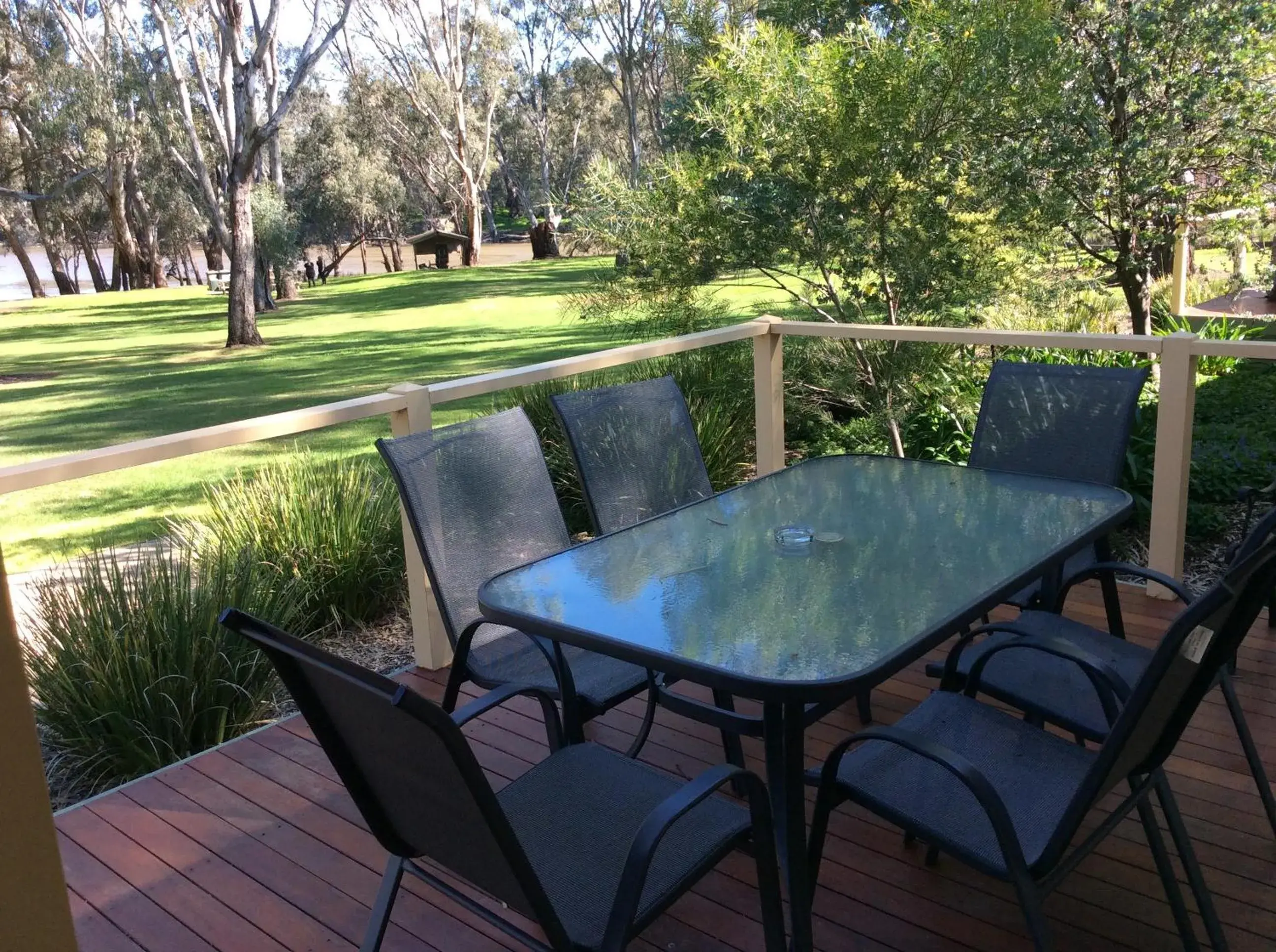 Winbi River Resort Holiday Rentals Winbi River Resort Holiday Rentals