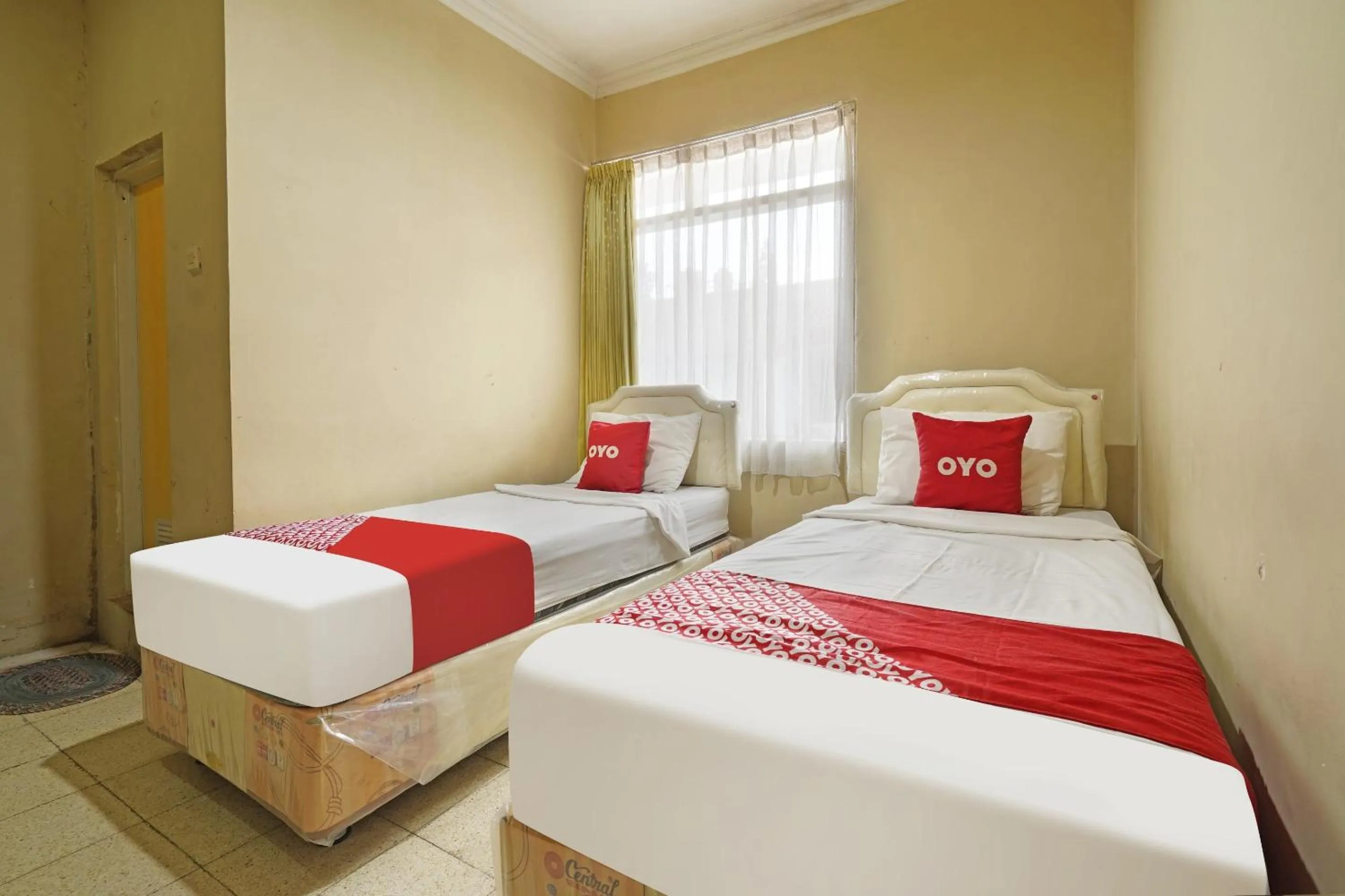 Bedroom, Bed in Hotel O Garden Hostel