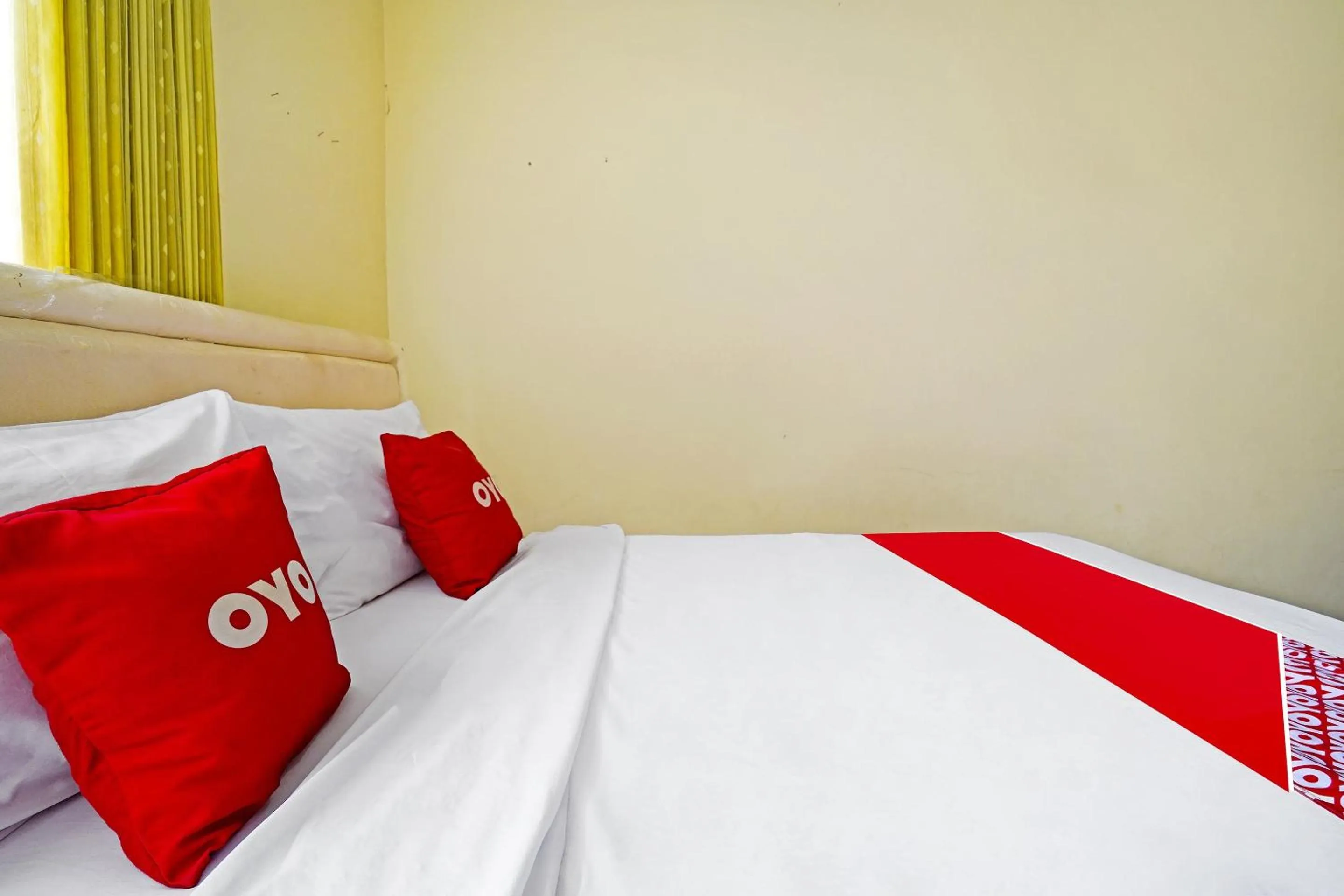 Bedroom, Bed in Hotel O Garden Hostel