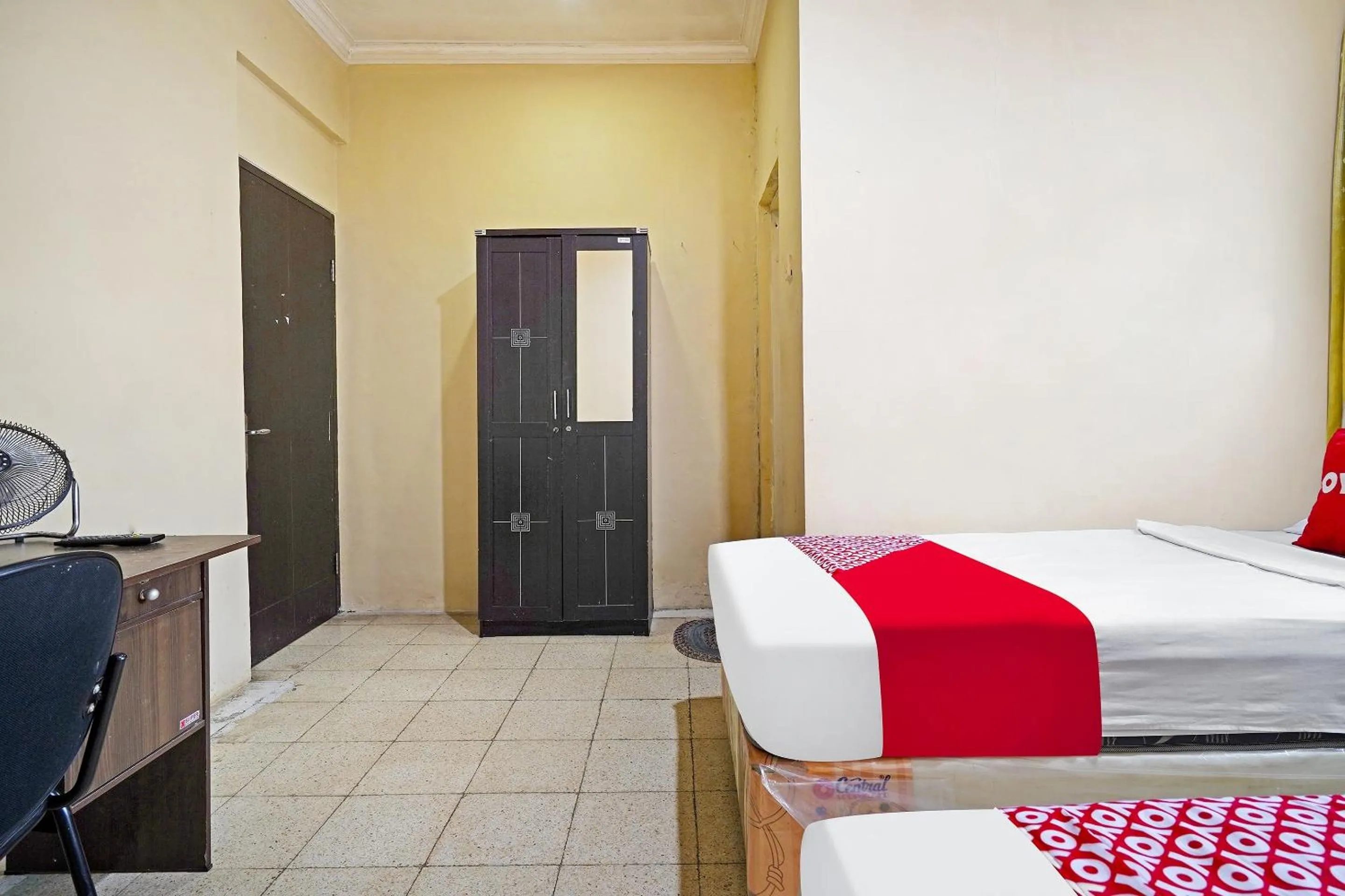 Bedroom, Bed in Hotel O Garden Hostel