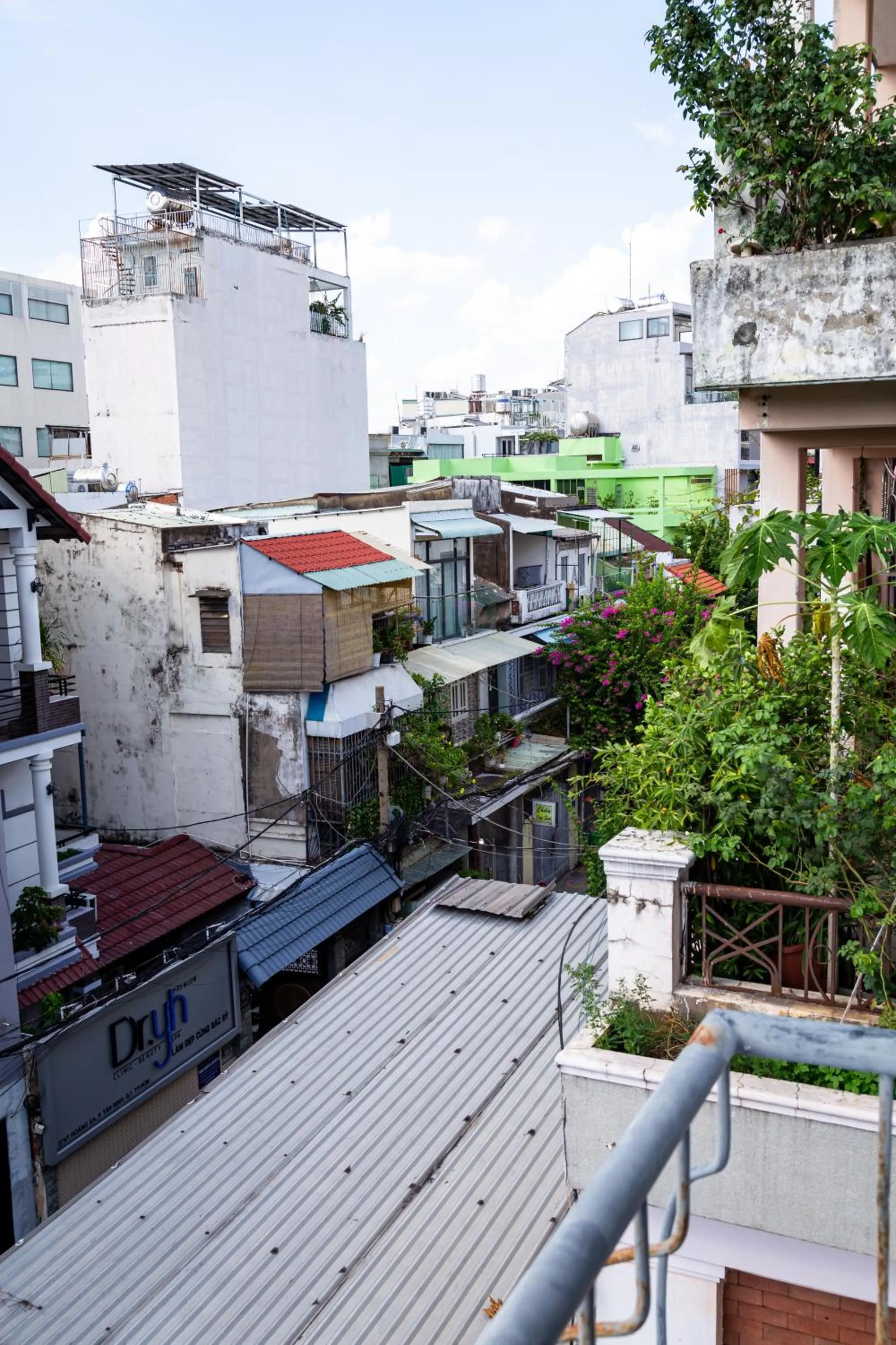 Neighbourhood in Cozy Riverview of Livinginn