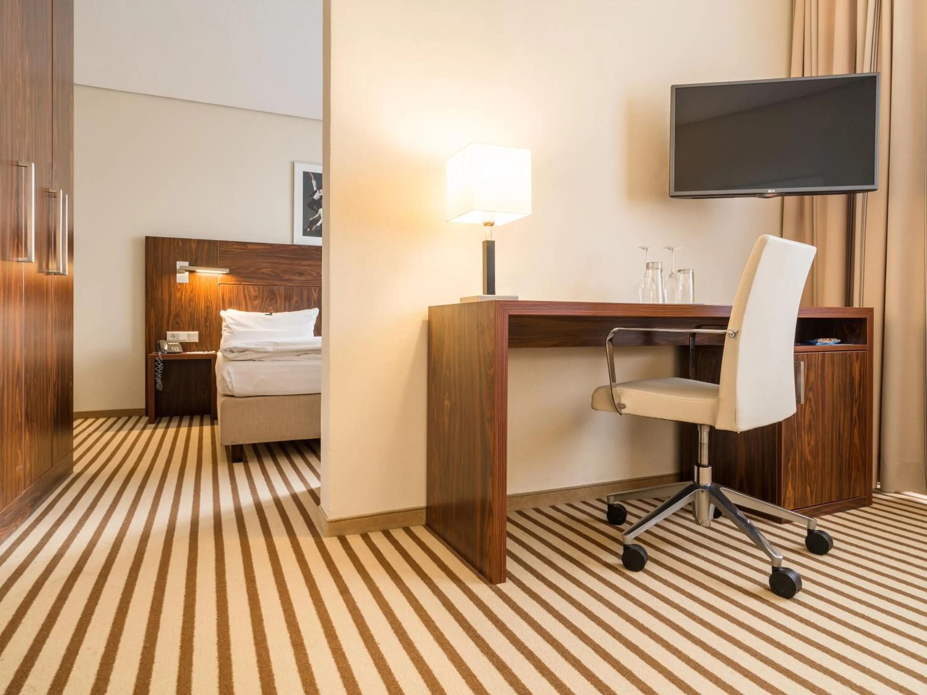 Bed in Hotel an der Oper