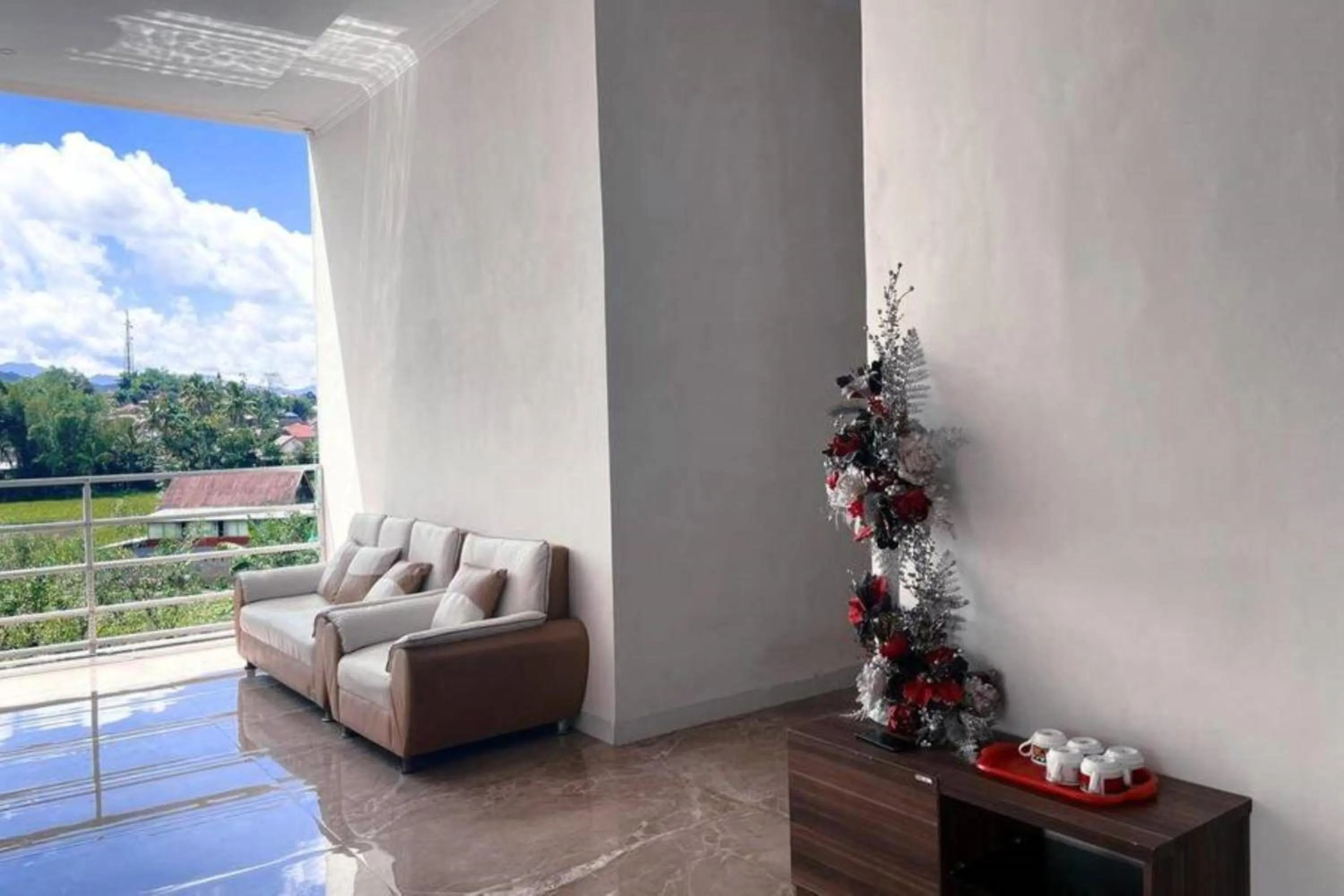 Lobby or reception in Wisma Maestro Toraja Mitra RedDoorz