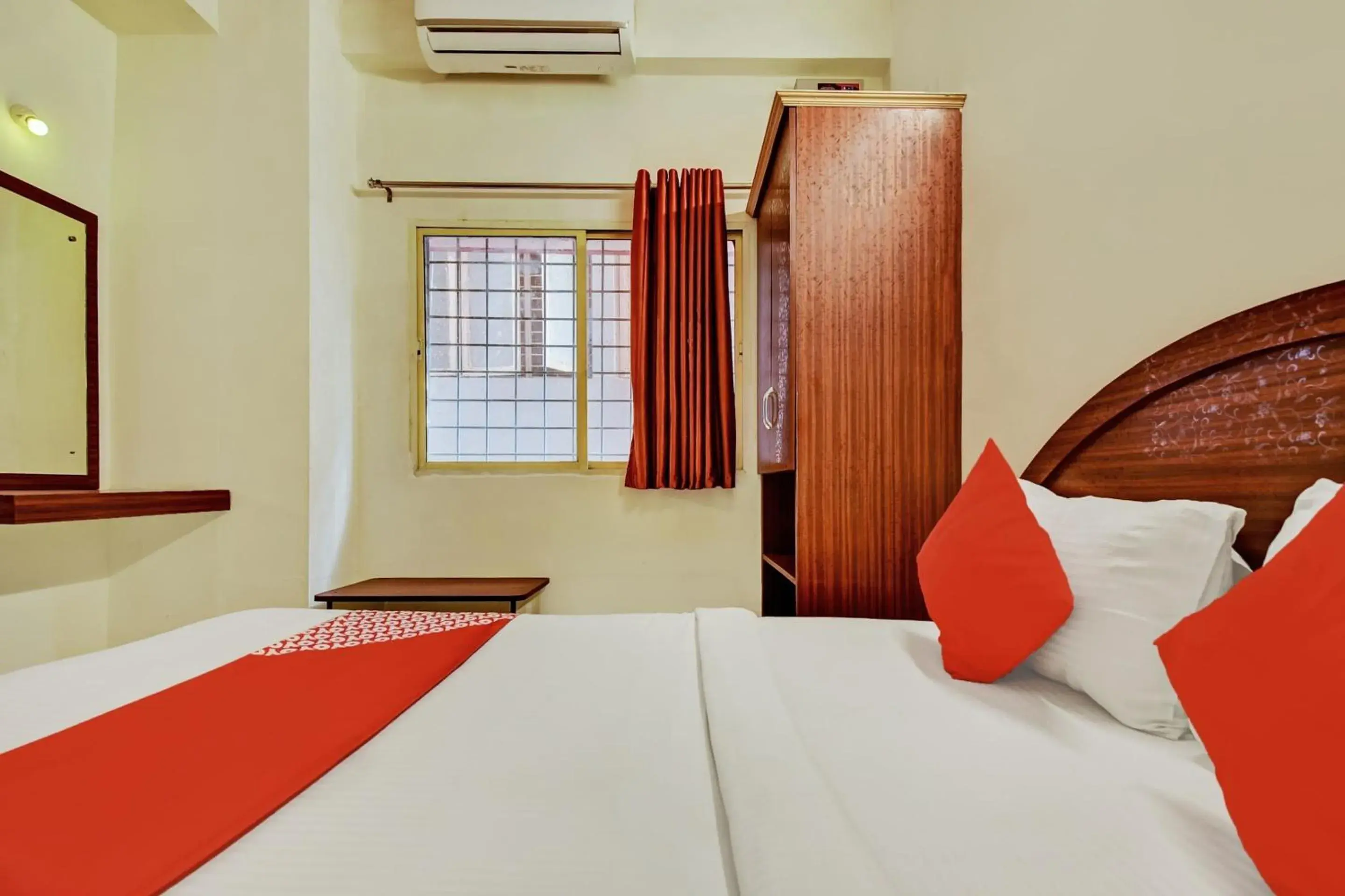 Bedroom, Bed in Hotel O K N Residency Bedroom, Bed in Hotel O K N Residency