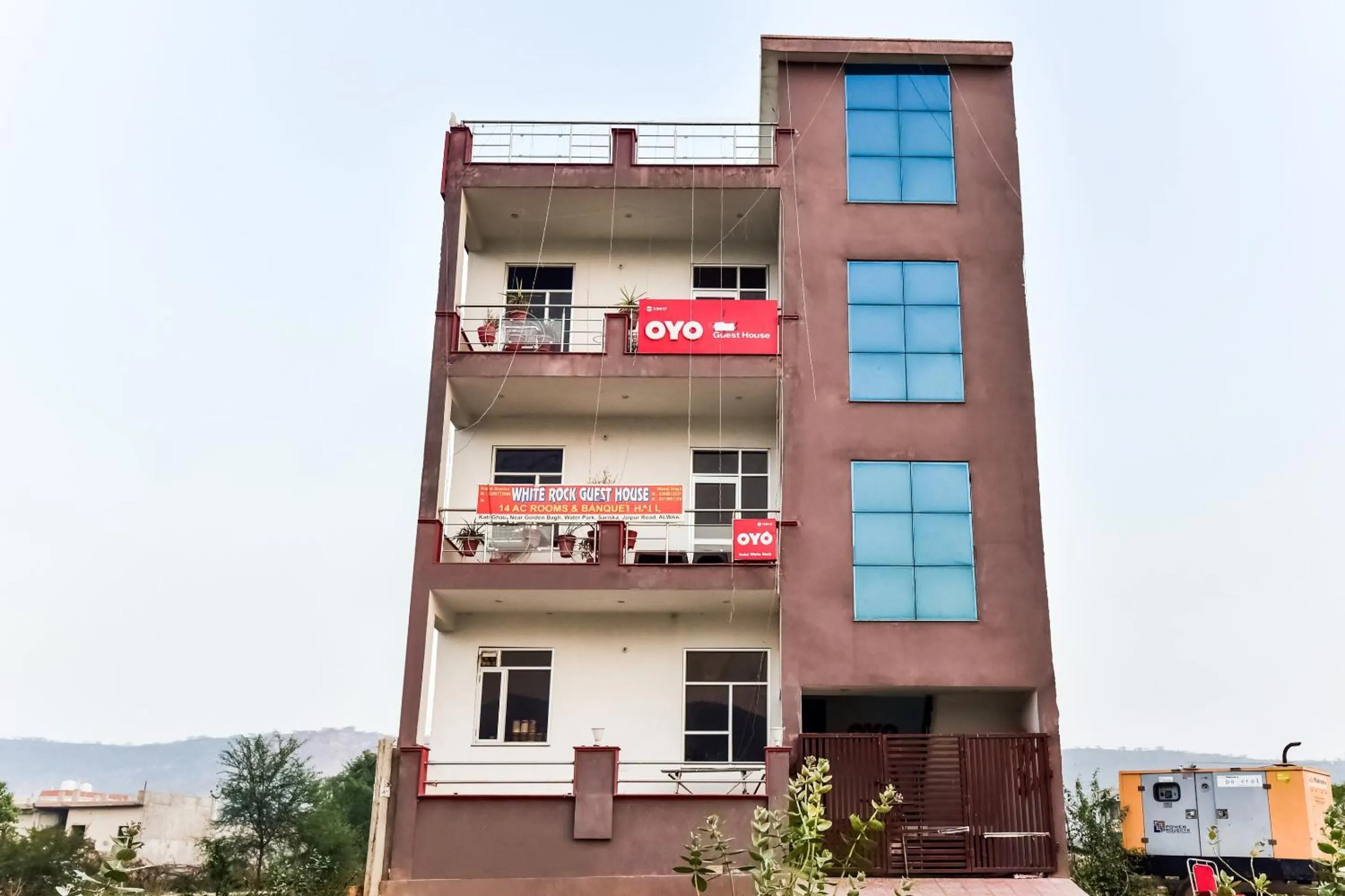 Facade/entrance in Hotel O White Rock