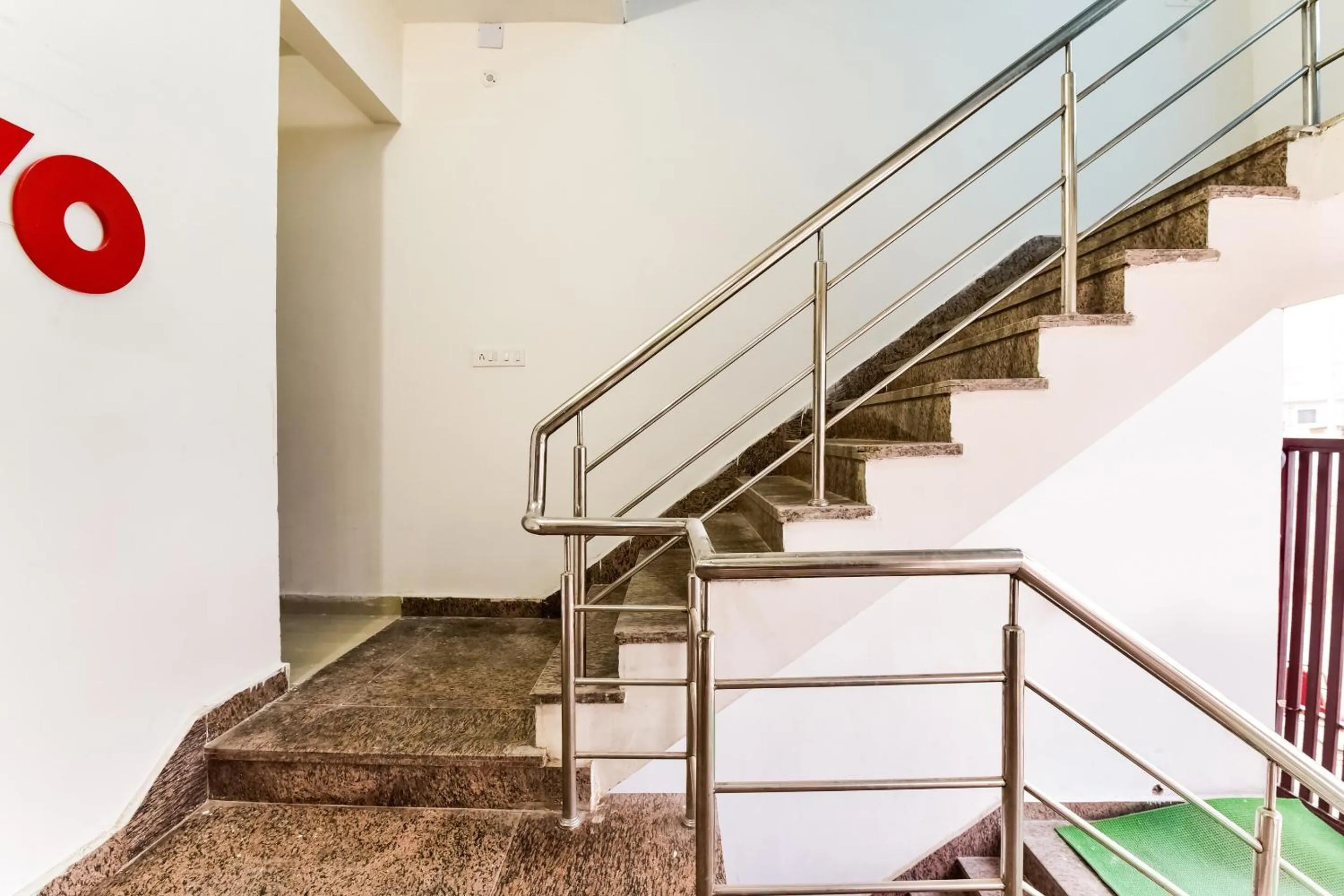 Lobby or reception in Hotel O White Rock