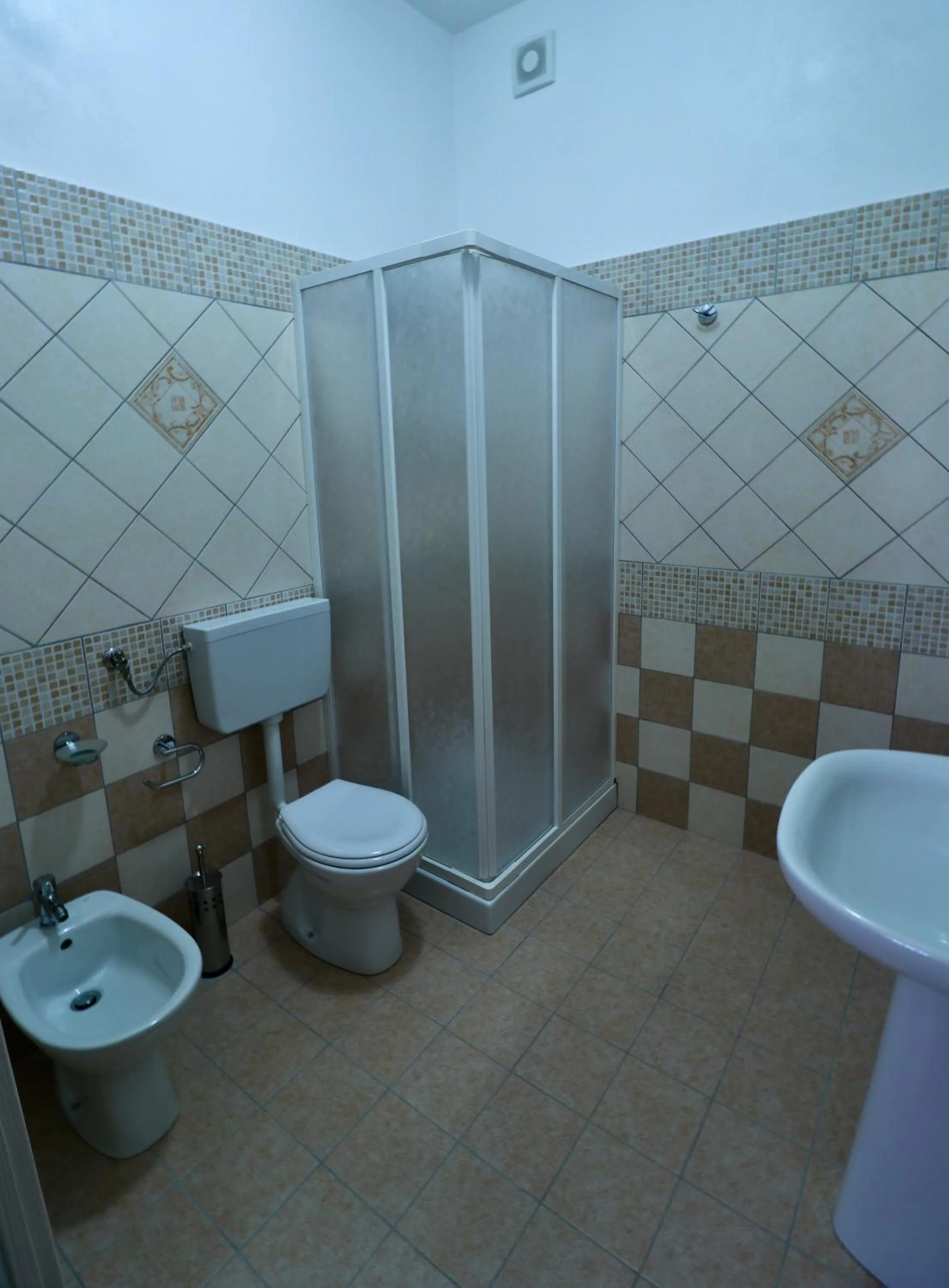 Shower in Bed and Breakfast Siciliamuri Lampedusa