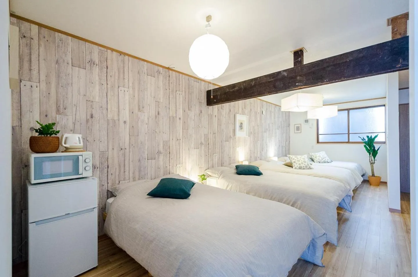 Bed in 箱館宿 観月-Mizuki-伝統的建築物の宿-最大8名宿泊可能