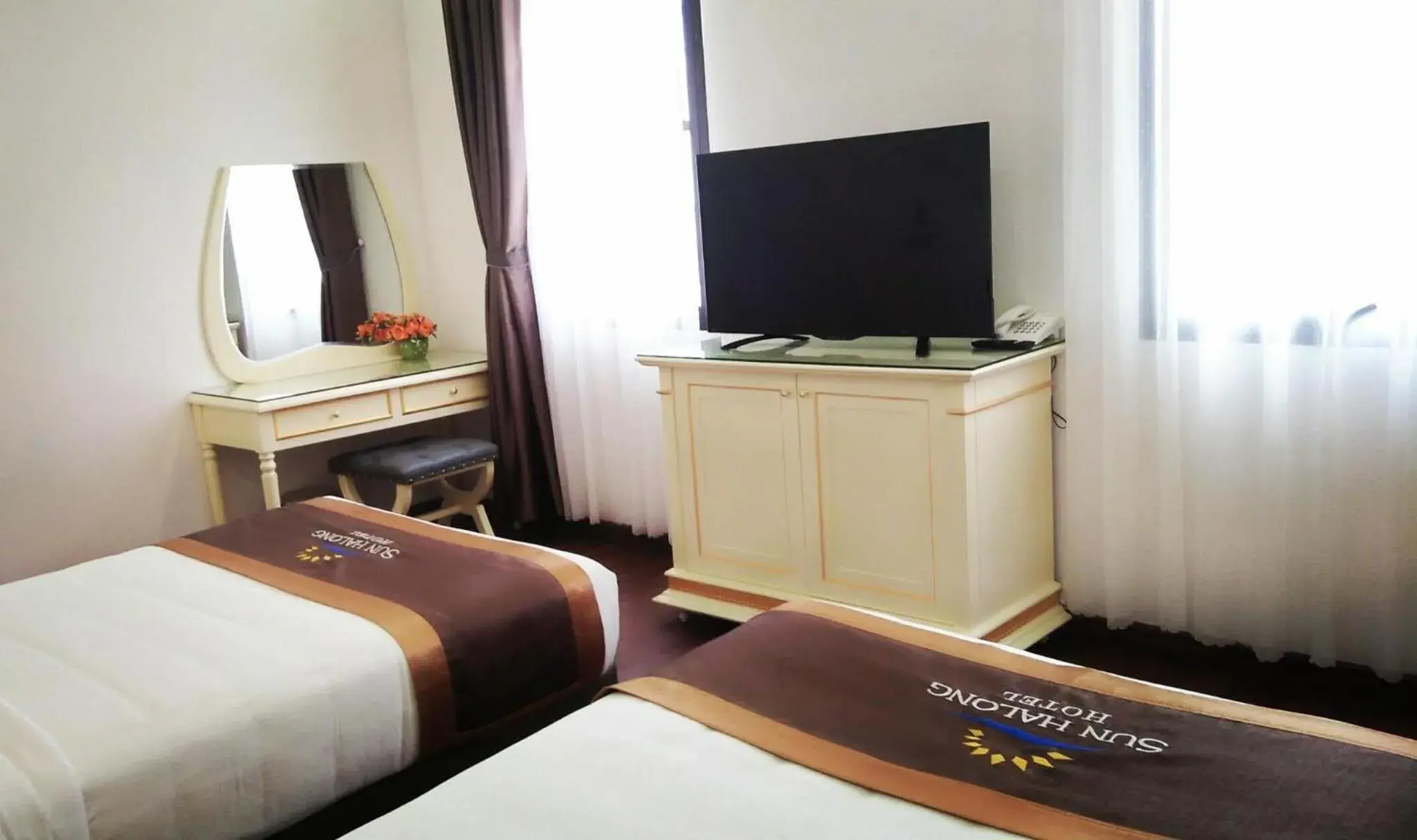 Superior Twin Room in Sun Ha Long hotel Superior Twin Room in Sun Ha Long hotel