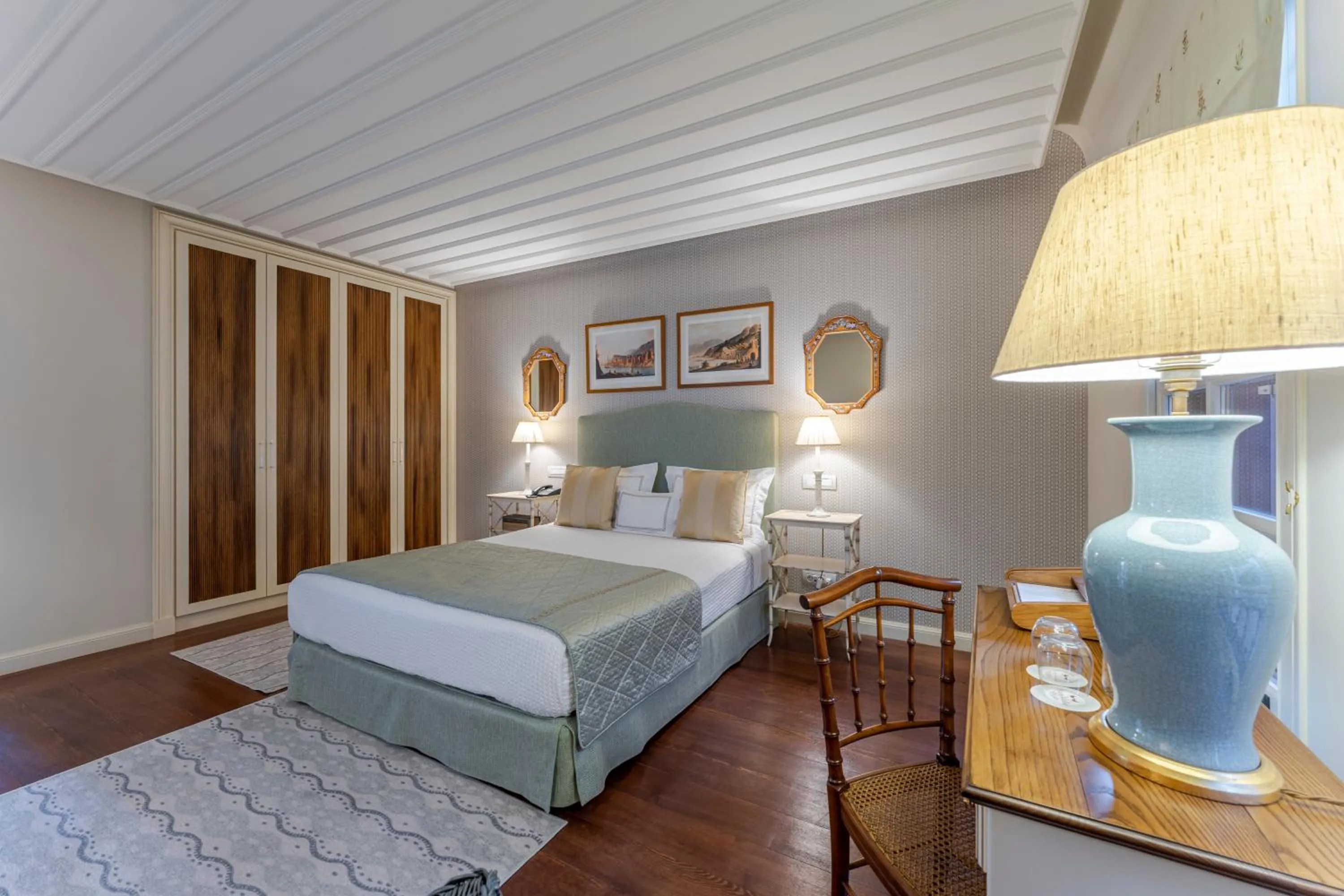 Bed in RuinAdalia Hotel