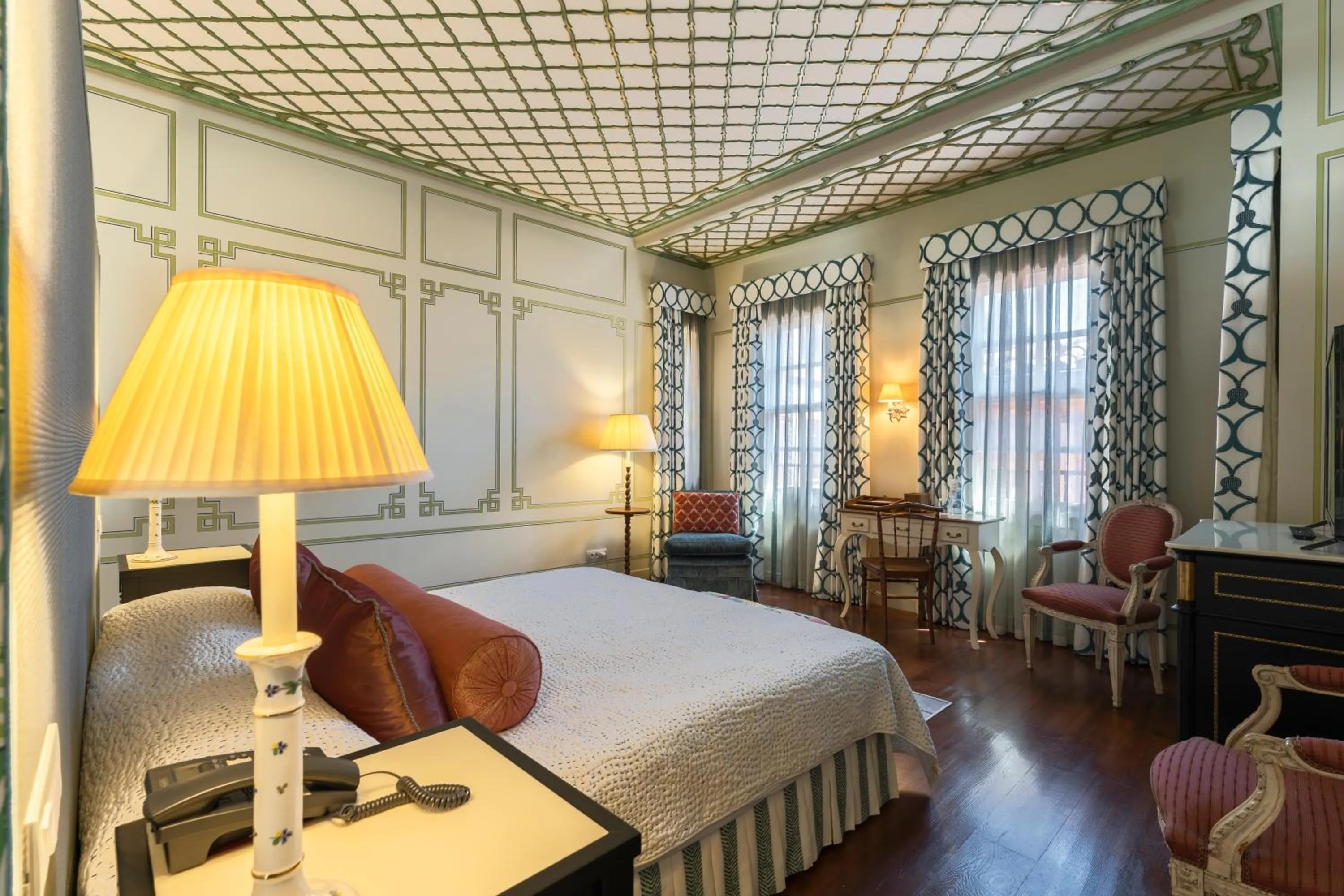 Bed in RuinAdalia Hotel