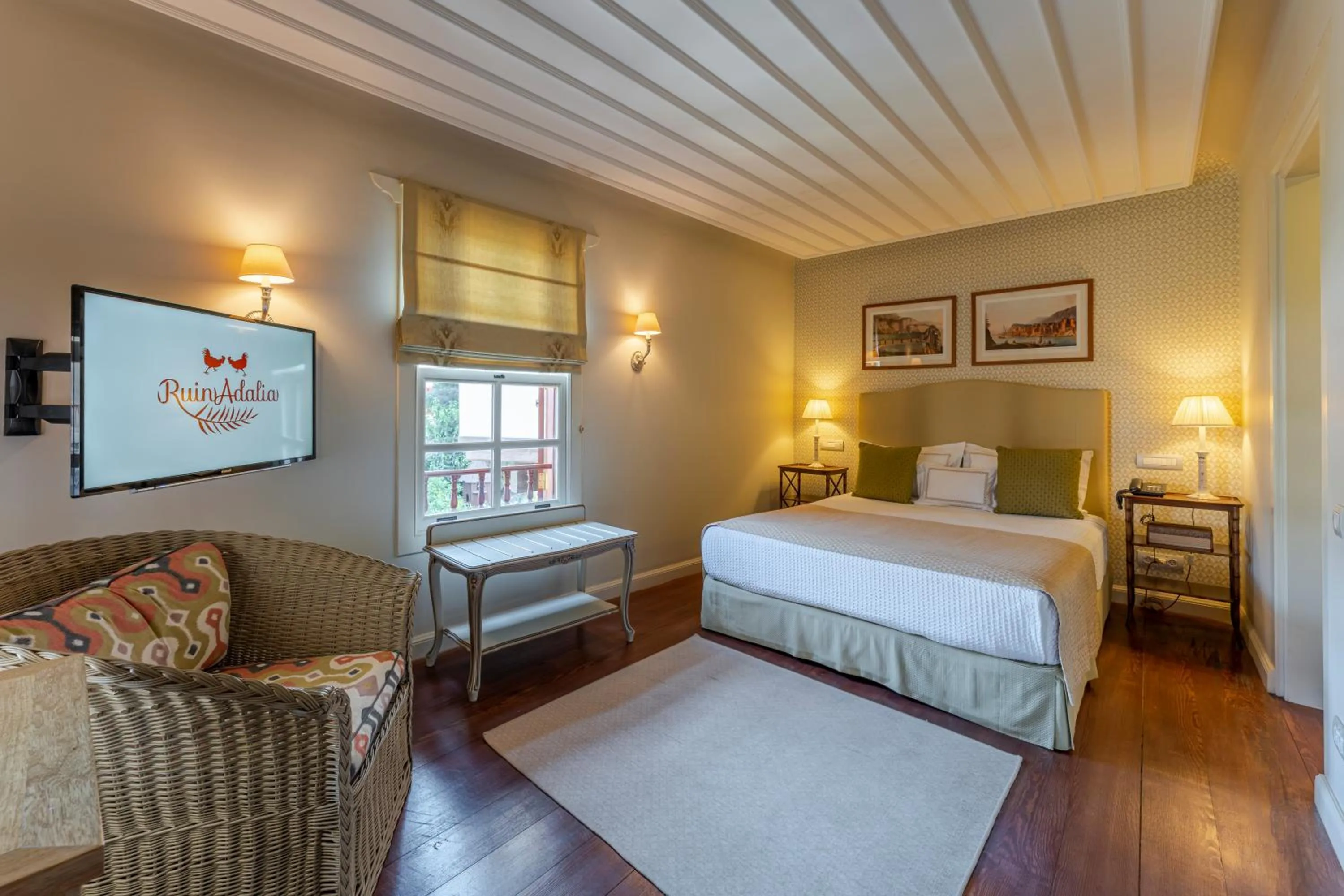 Bed in RuinAdalia Hotel