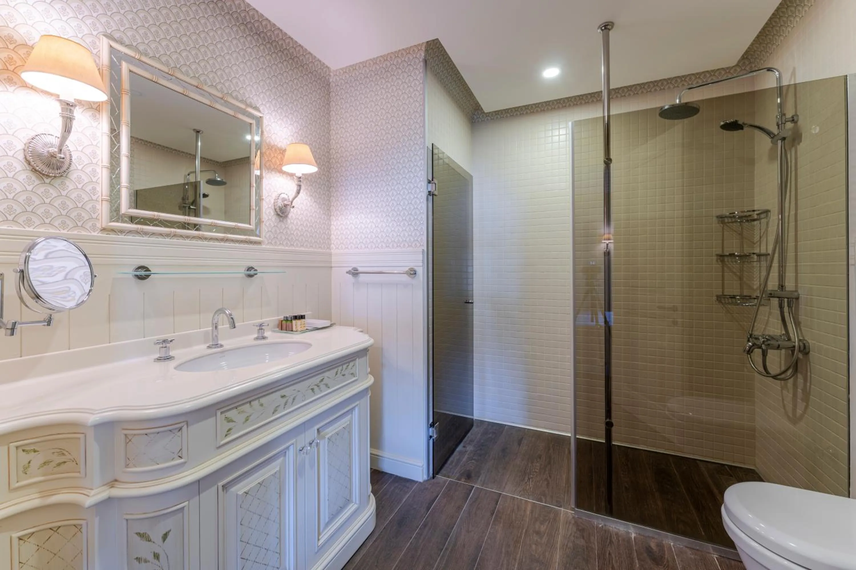 Shower in RuinAdalia Hotel