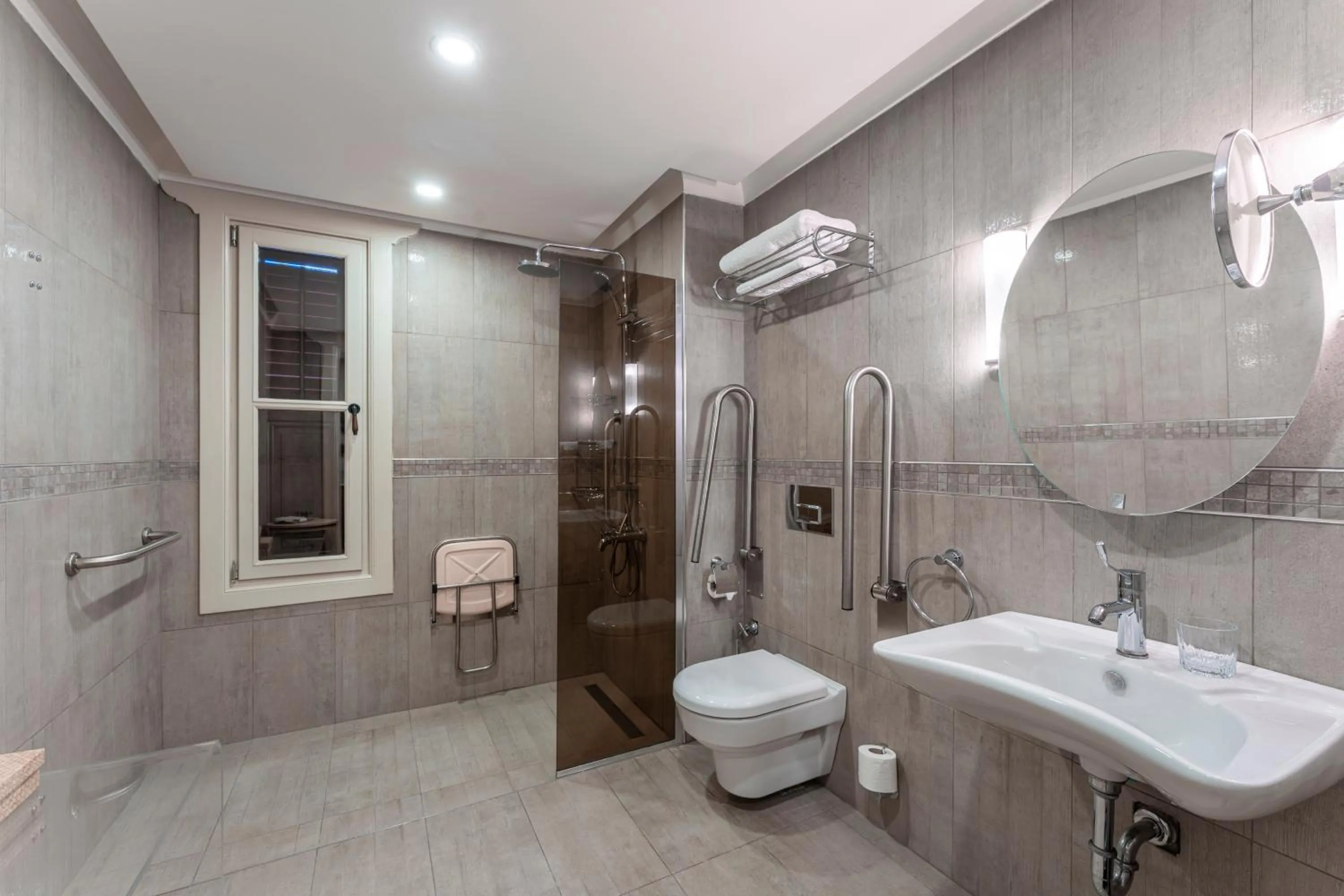 Bathroom in RuinAdalia Hotel