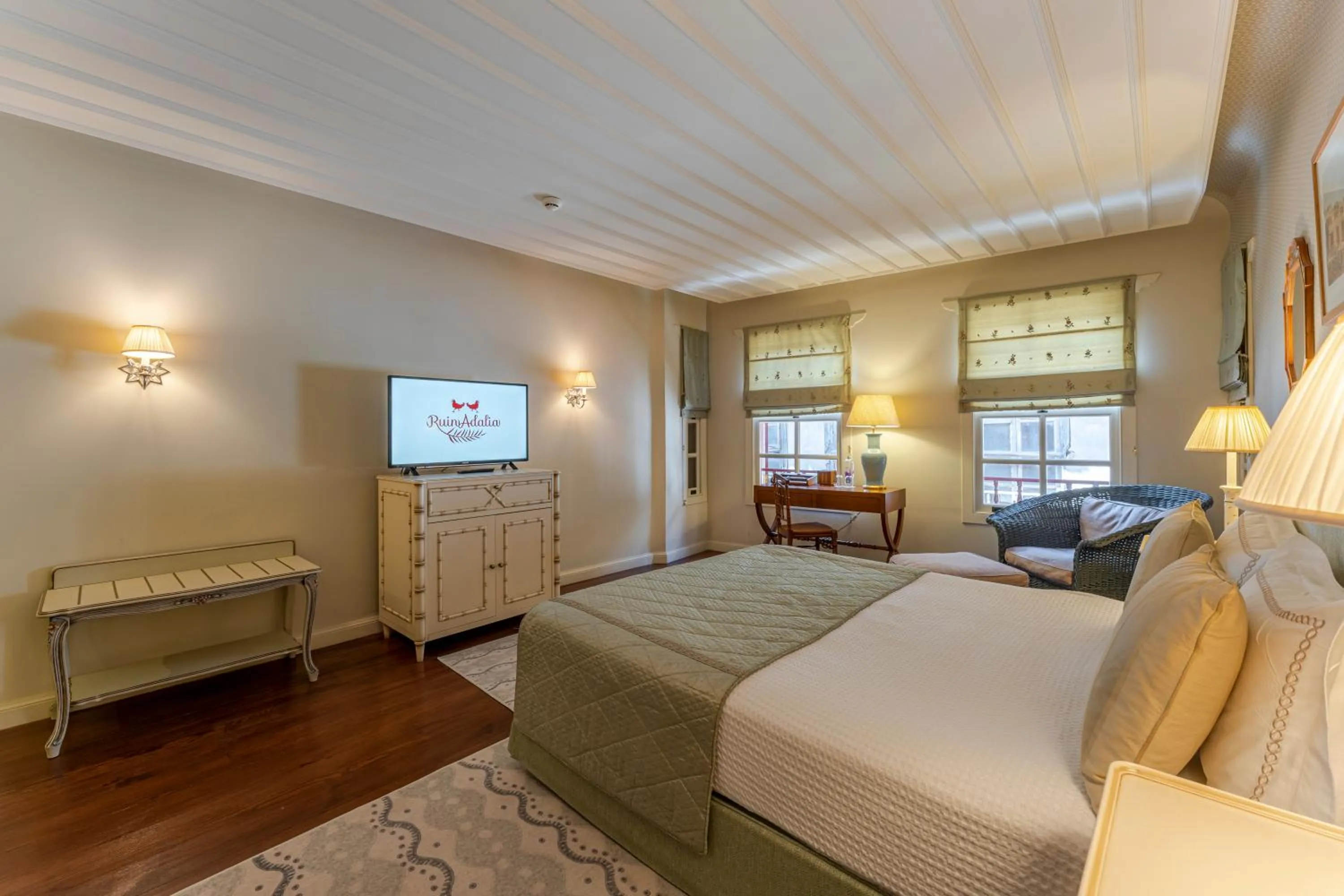 Bed in RuinAdalia Hotel