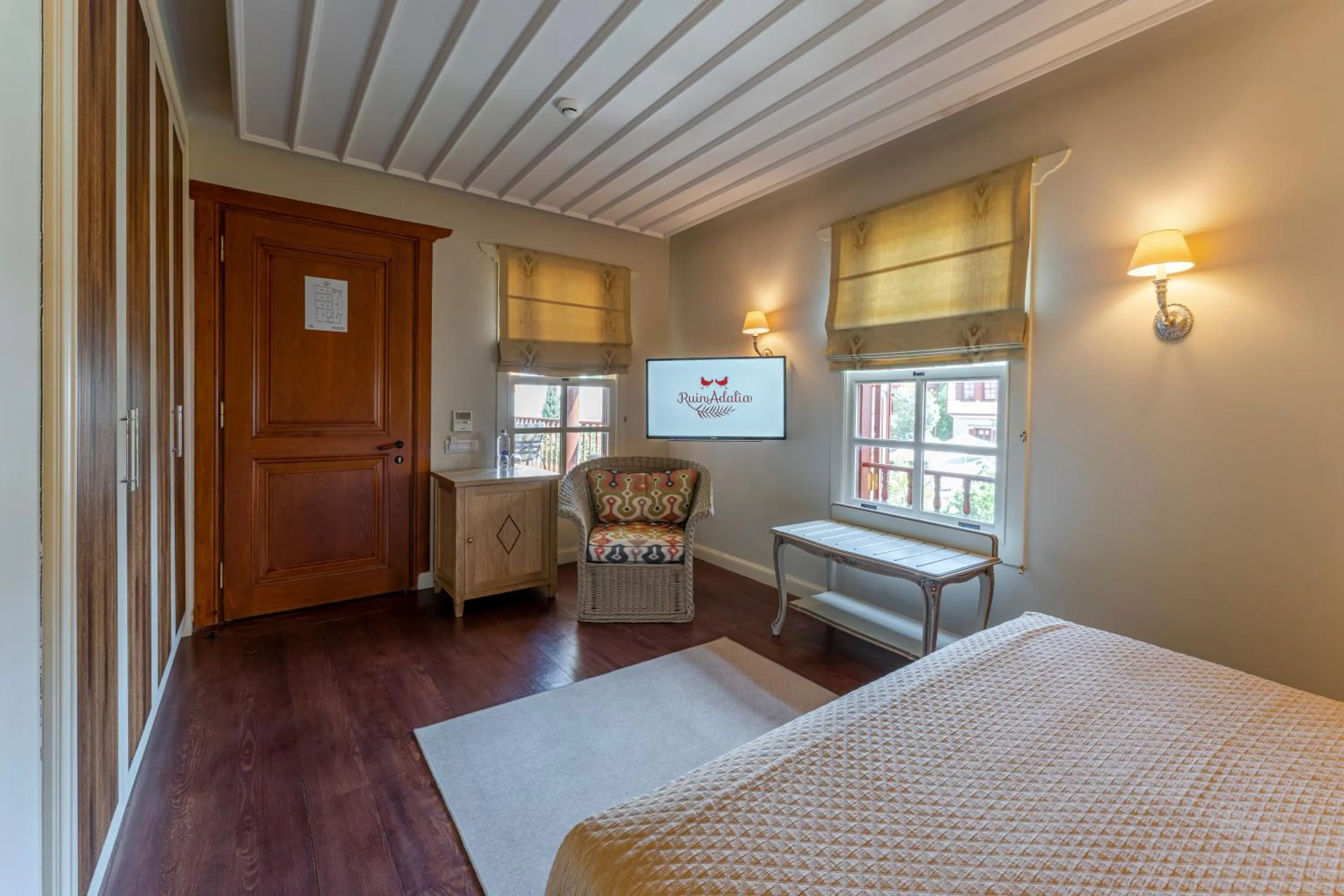 Bed in RuinAdalia Hotel