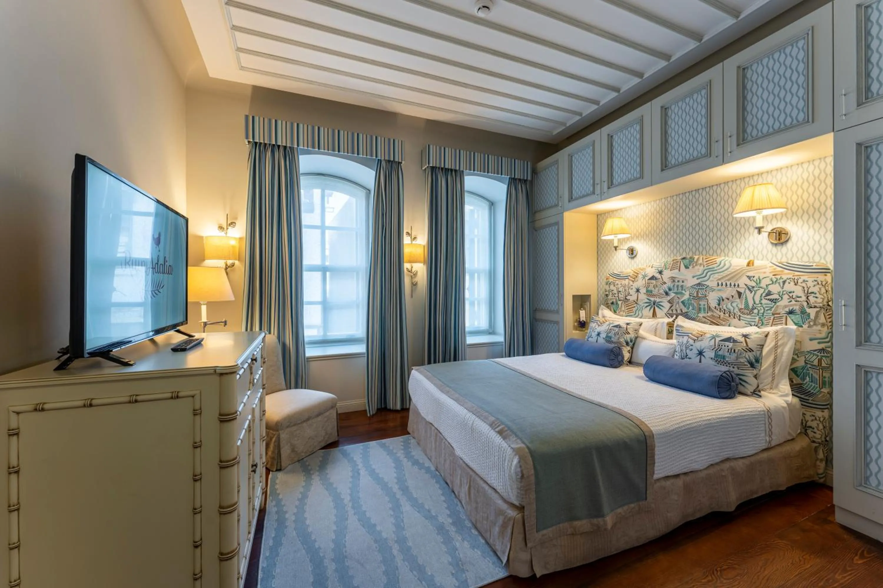 Bed in RuinAdalia Hotel