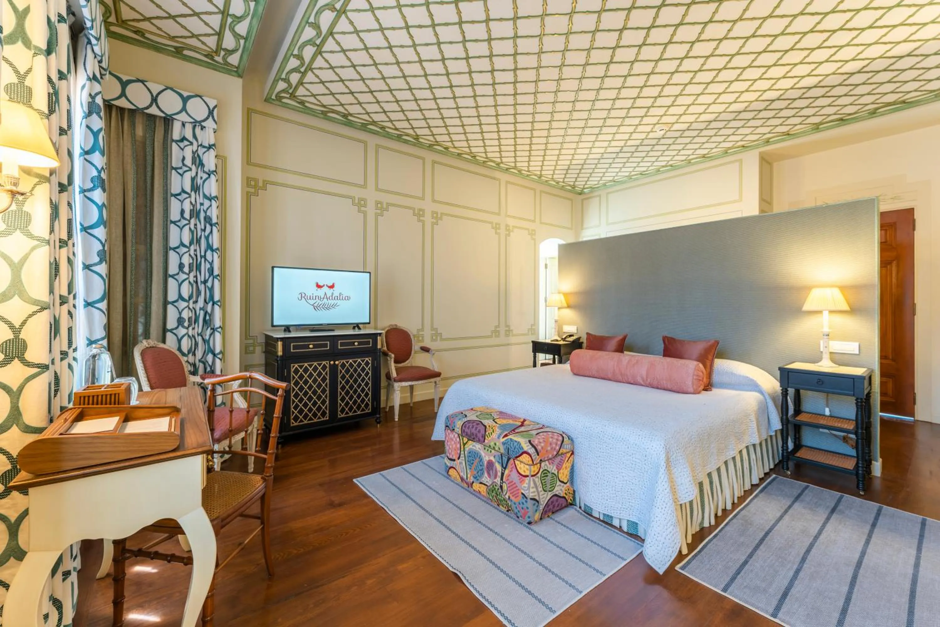 Bed in RuinAdalia Hotel