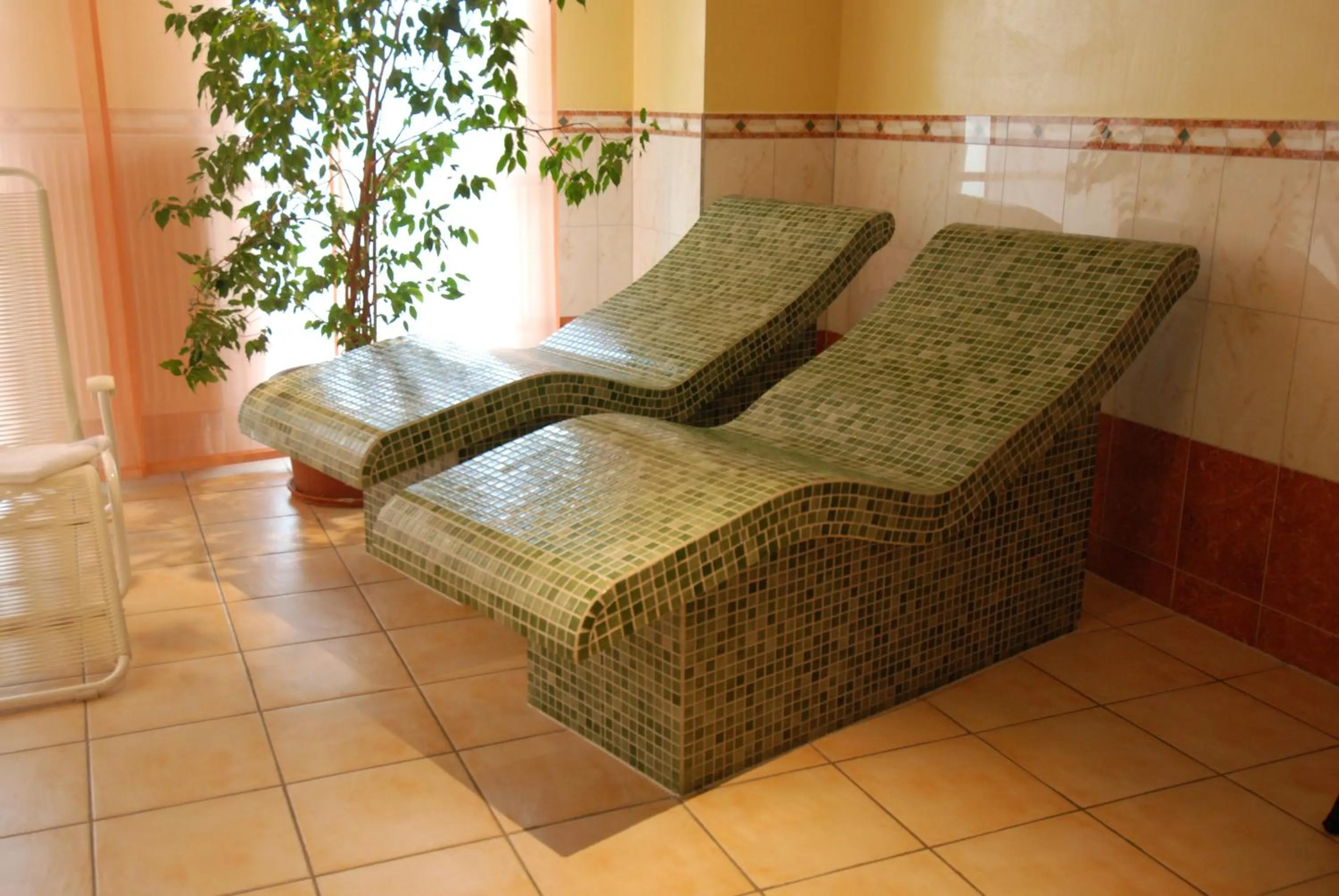 Sauna in ABACUS Tierpark Hotel