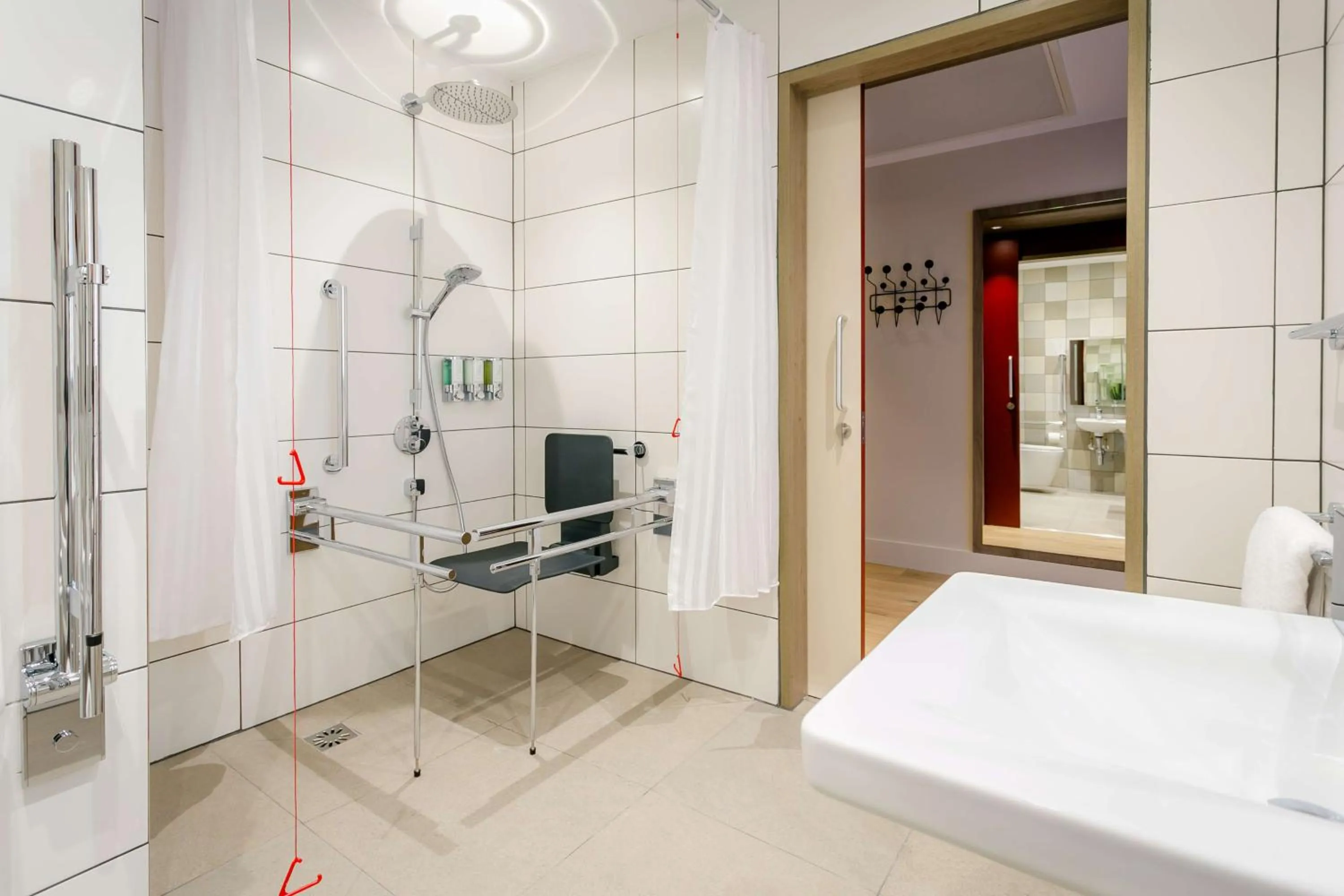 Bathroom in Hampton By Hilton Blackburn