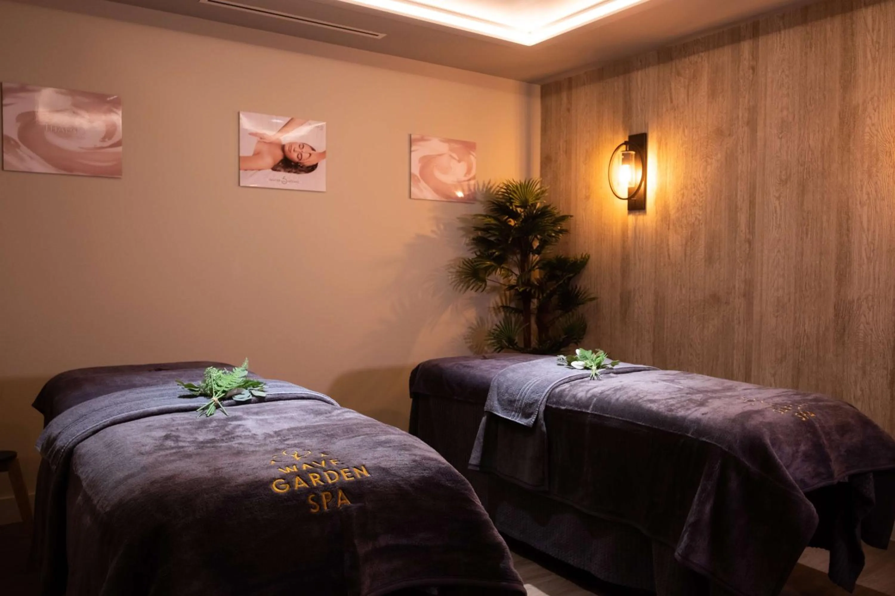 Spa and wellness centre/facilities, Bed in Hilton Garden Inn Snowdonia