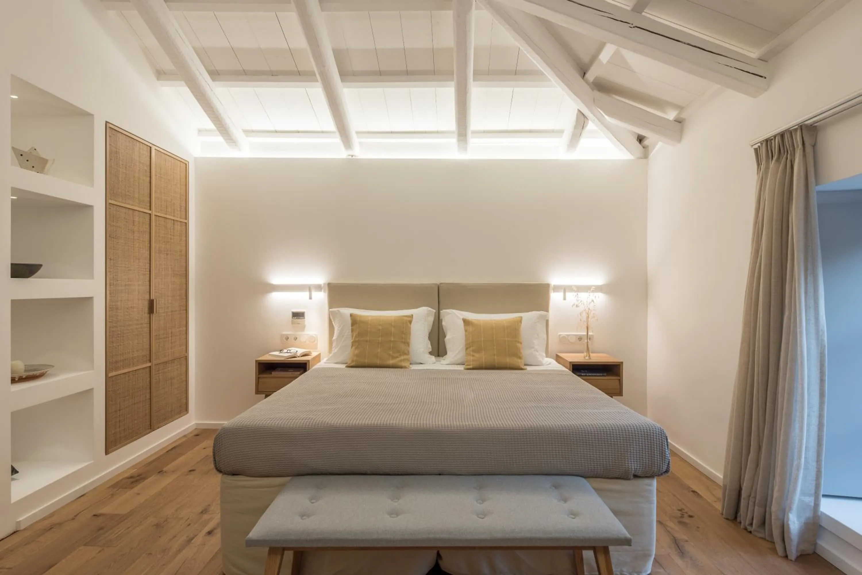 Bed in NESEA Boutique Apartments