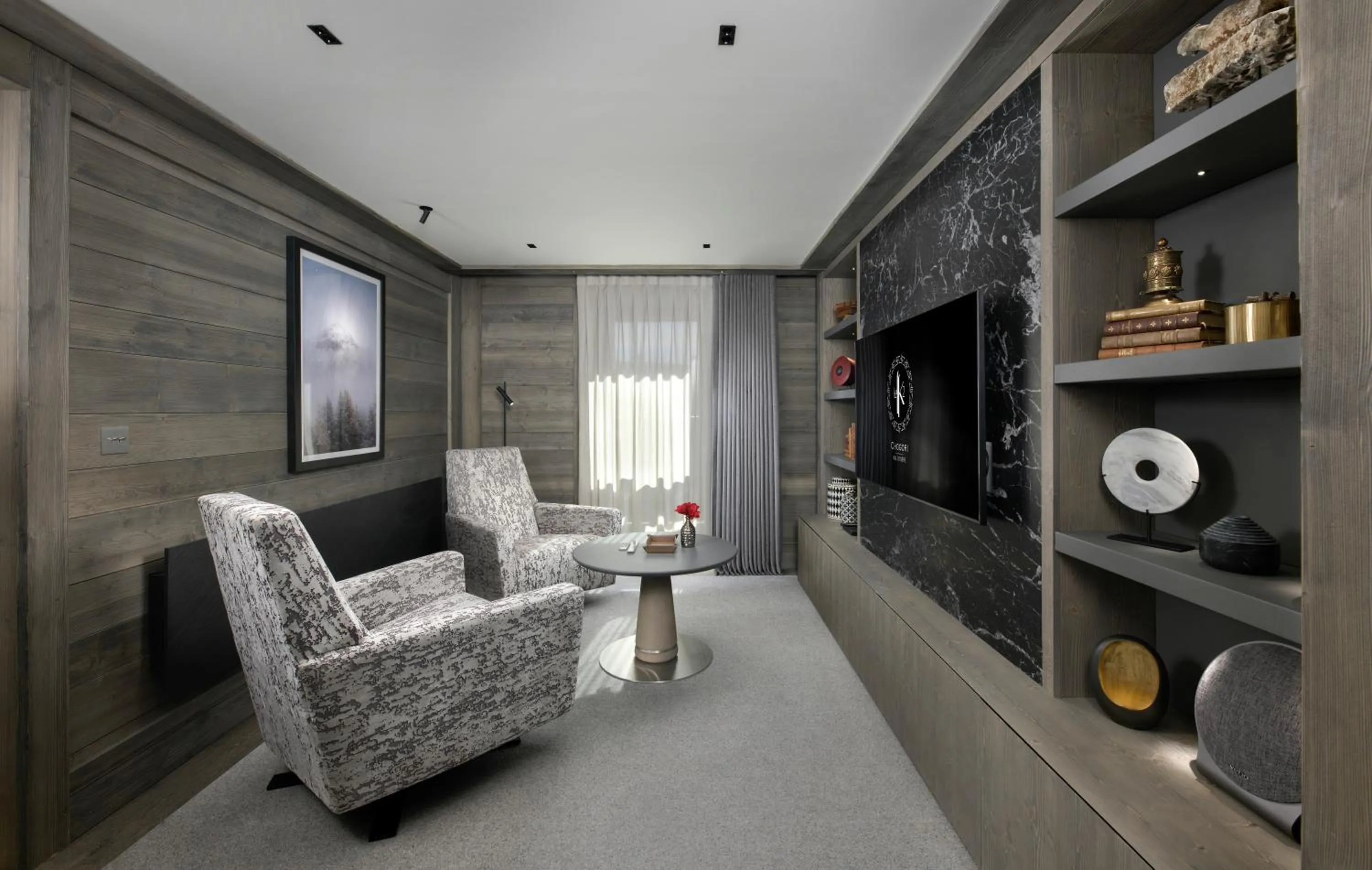 Seating area in Hotel Le K2 Chogori