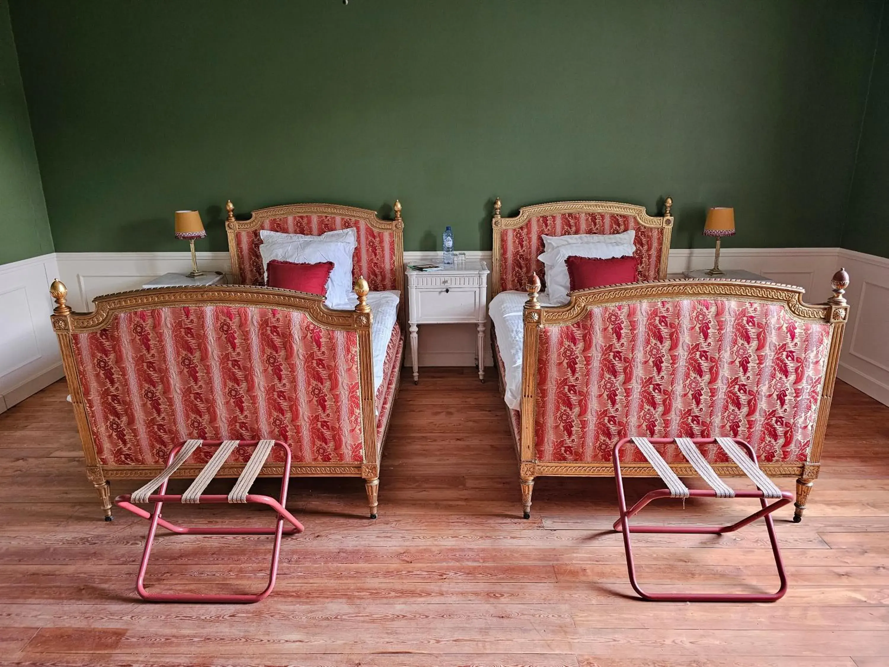 Double or Twin Room with Garden View - single occupancy in Kasteel Duras Double or Twin Room with Garden View - single occupancy in Kasteel Duras