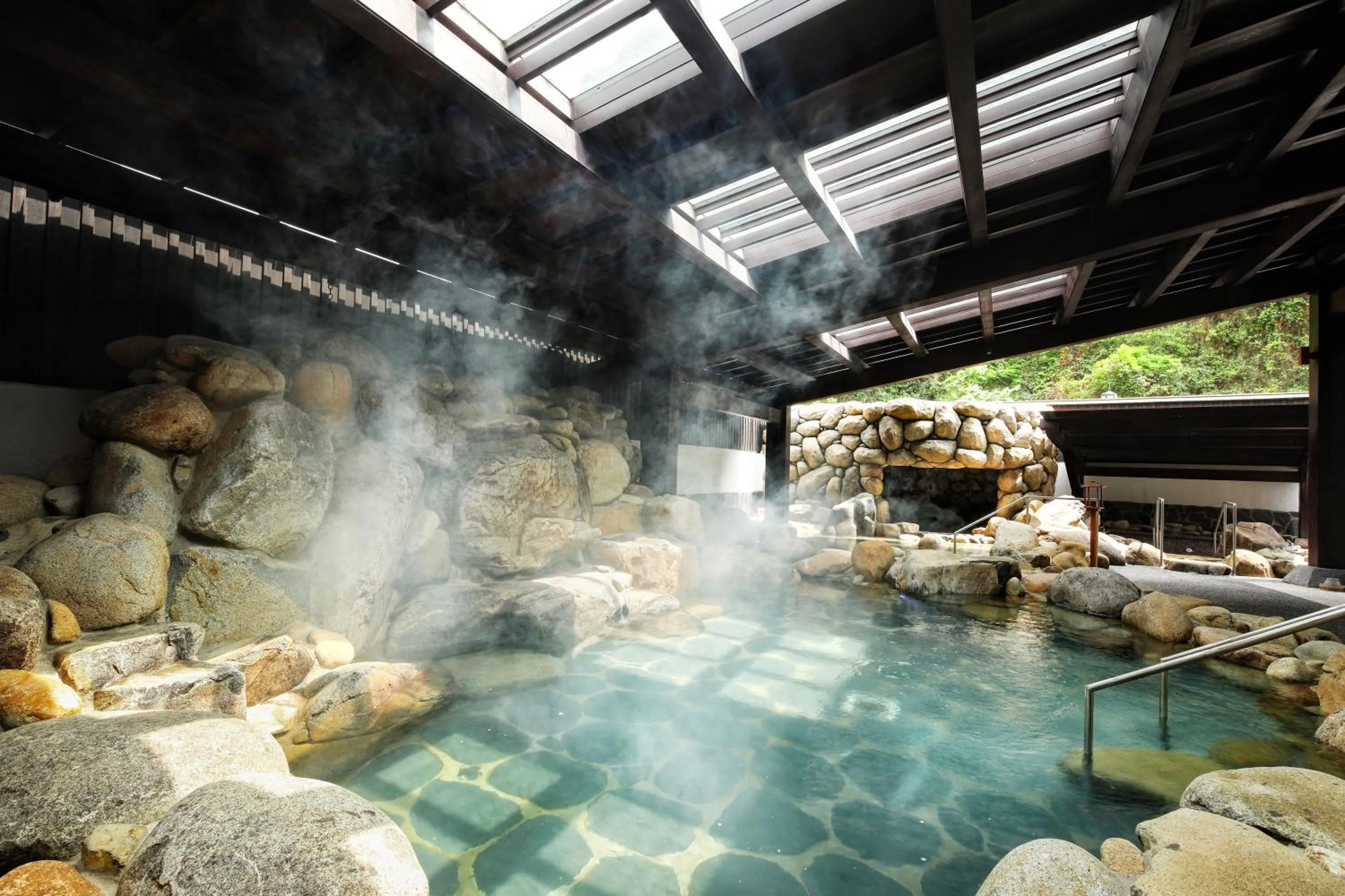 Hot Spring Bath in Yoko Onsen Quang Hanh