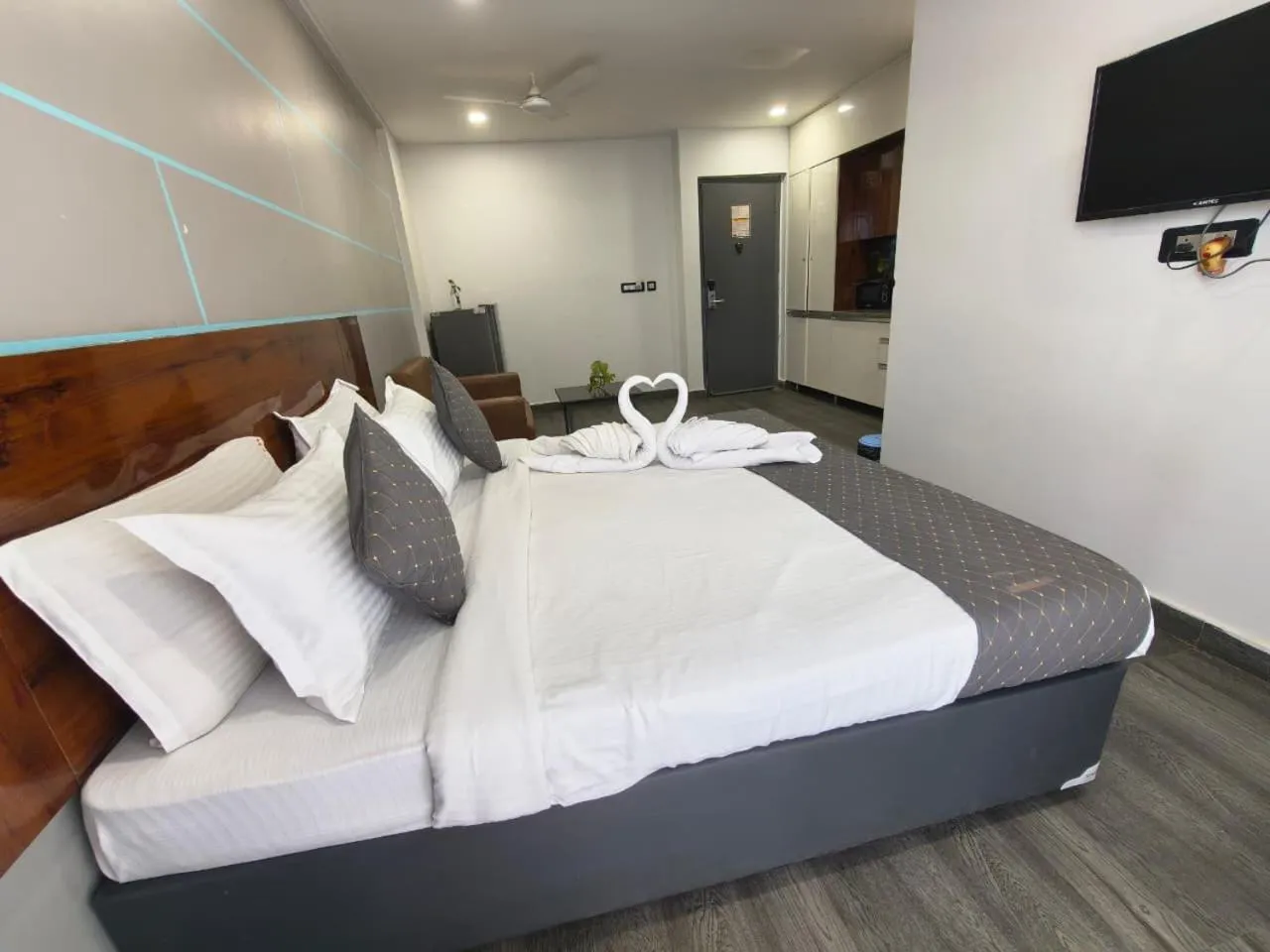 Bed in RESTEL STUDIO FLATS