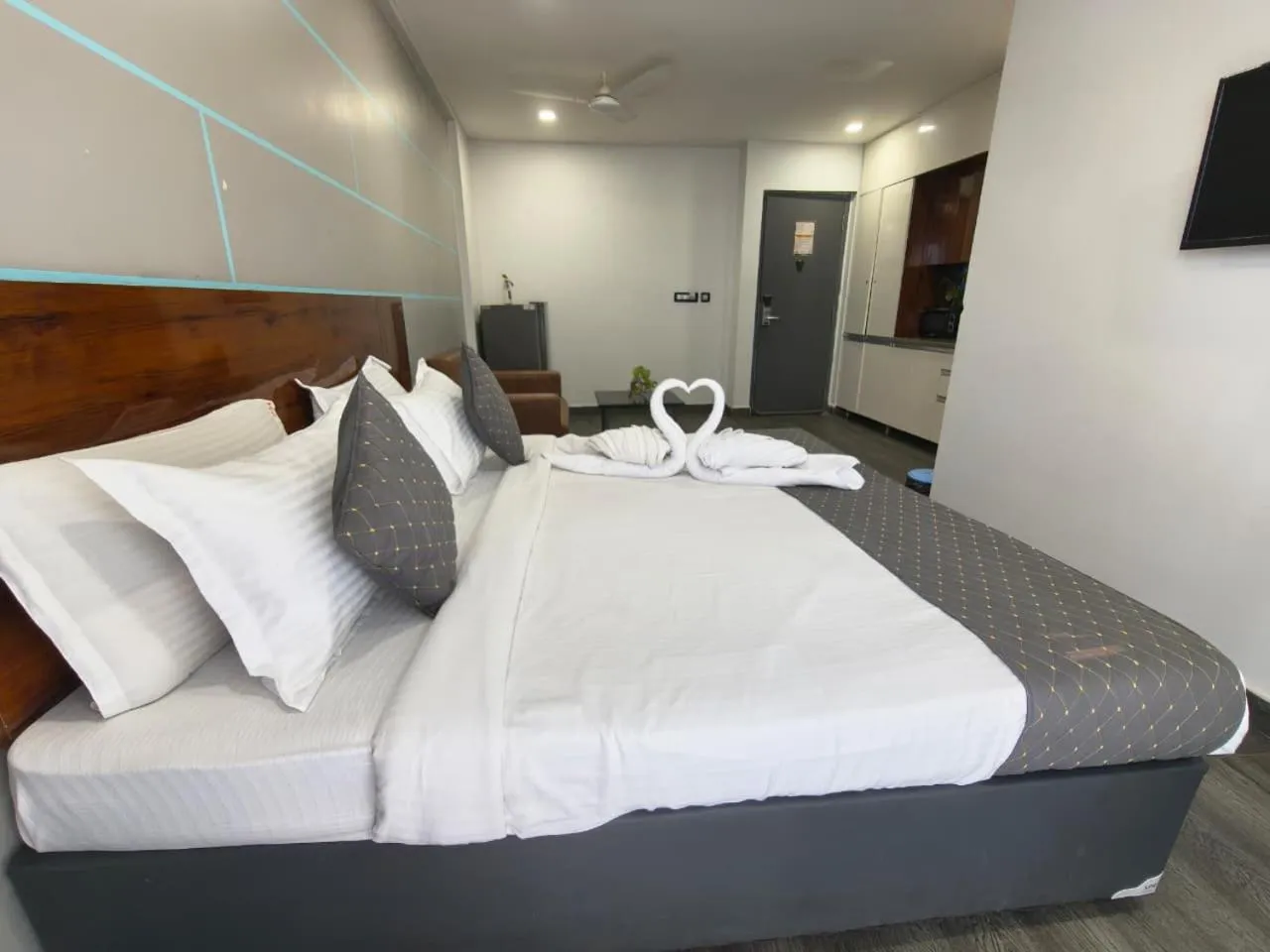 Bed in RESTEL STUDIO FLATS