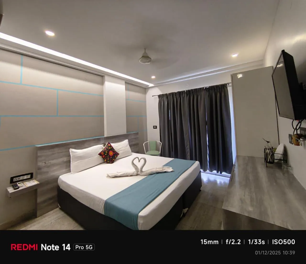 Bed in RESTEL STUDIO FLATS