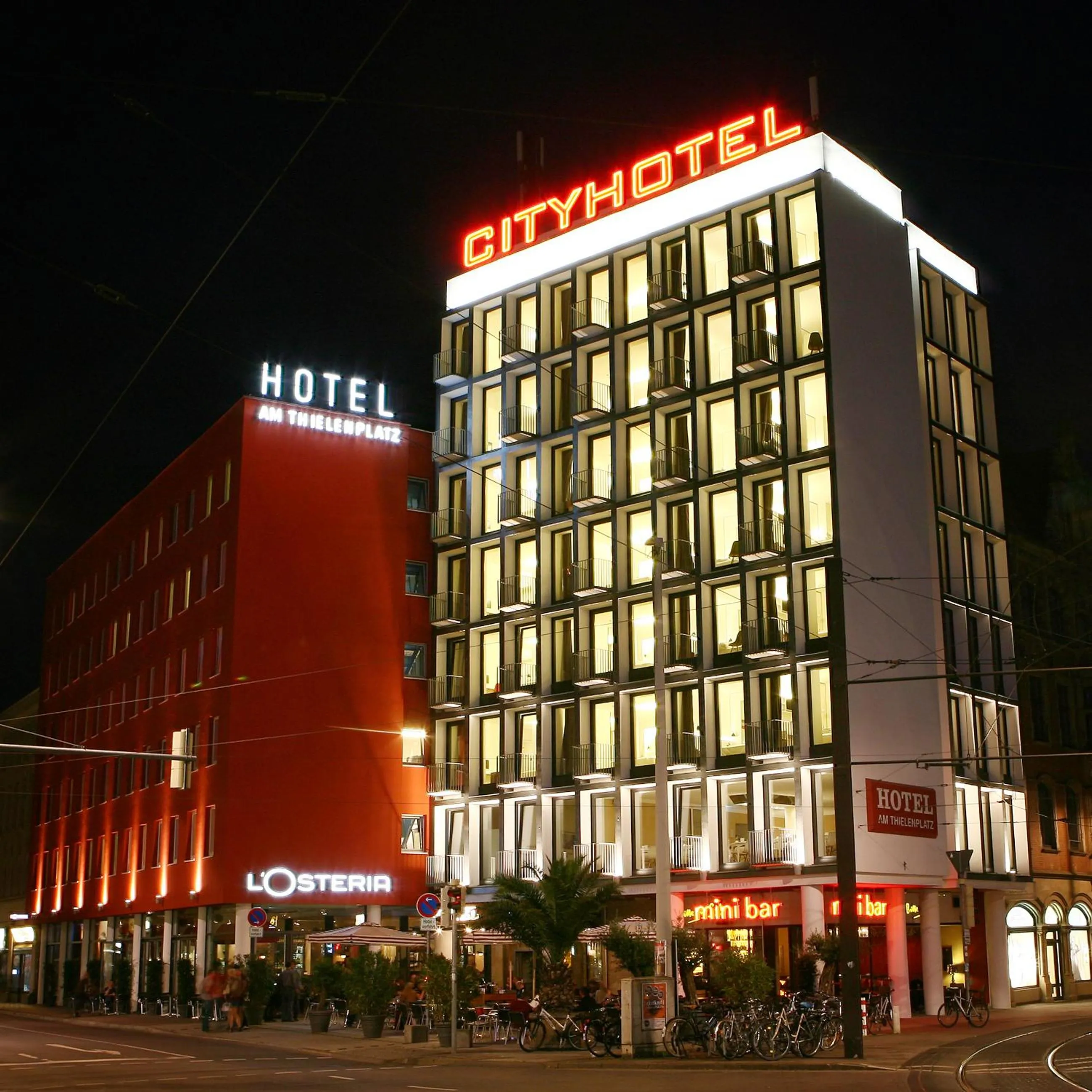 Facade/entrance in Cityhotel am Thielenplatz