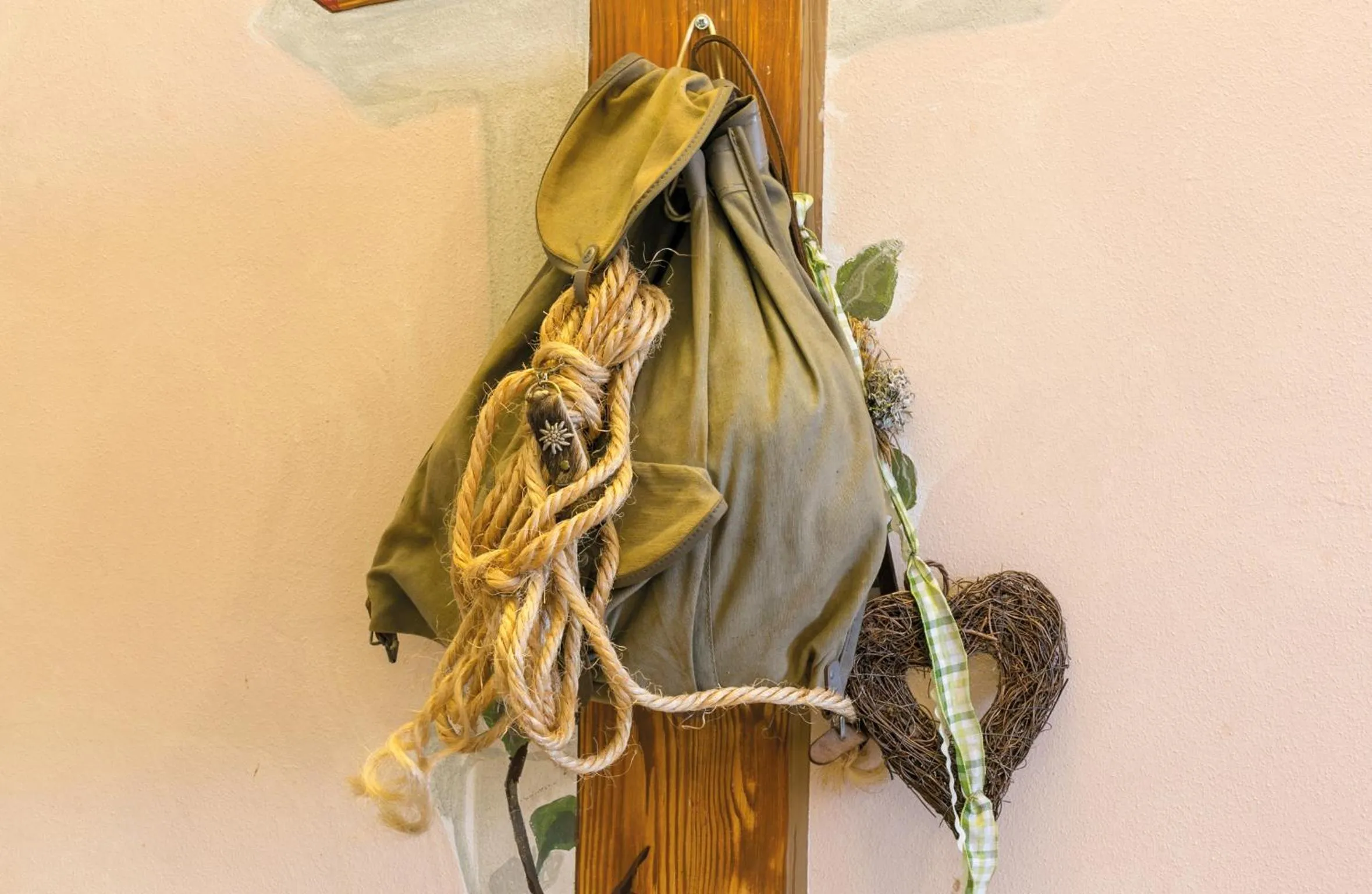 Decorative detail in Sulzberger Hof