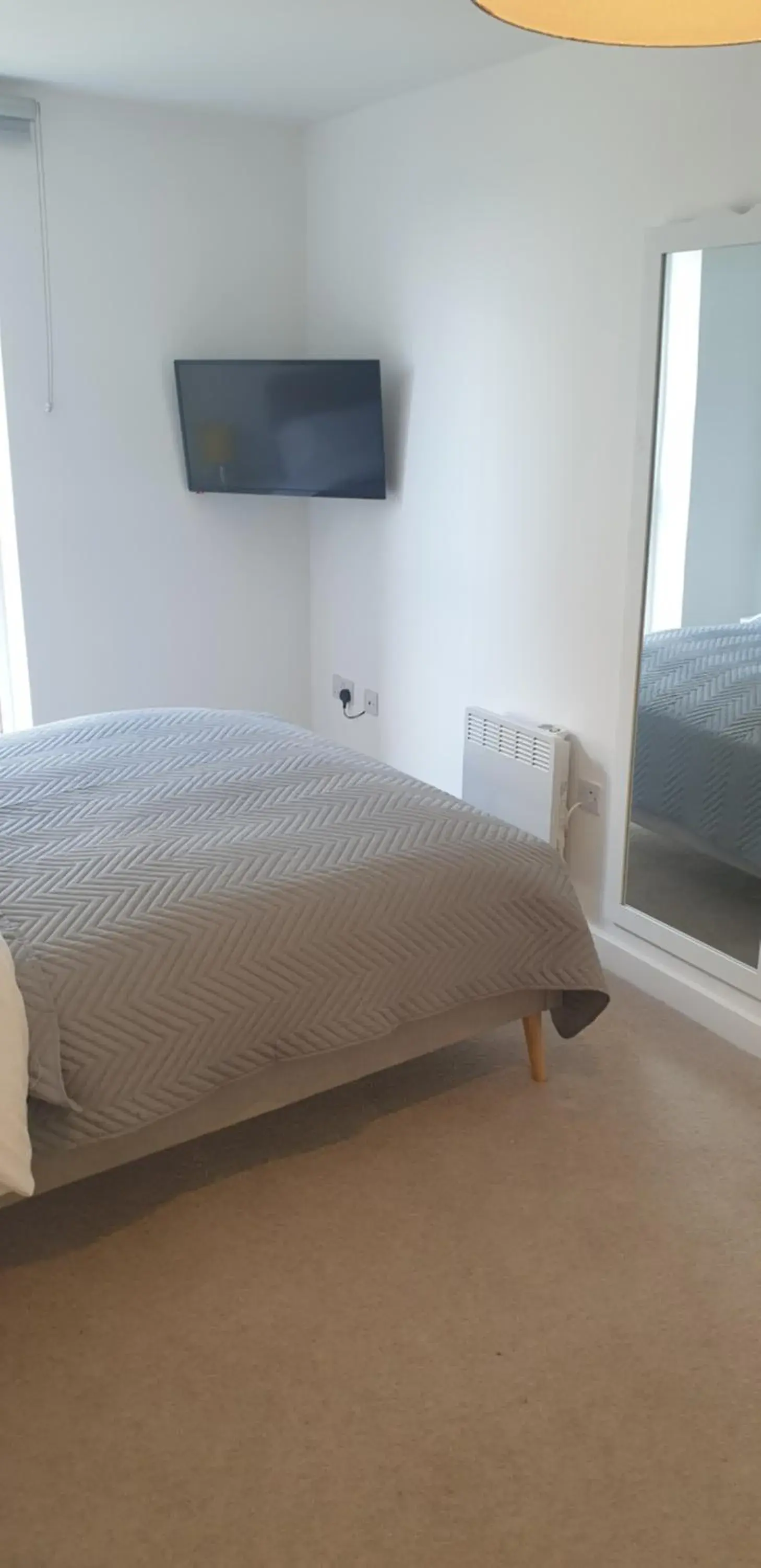 Bedroom, Bed in Quay Apartments Exchange Quay Bedroom, Bed in Quay Apartments Exchange Quay