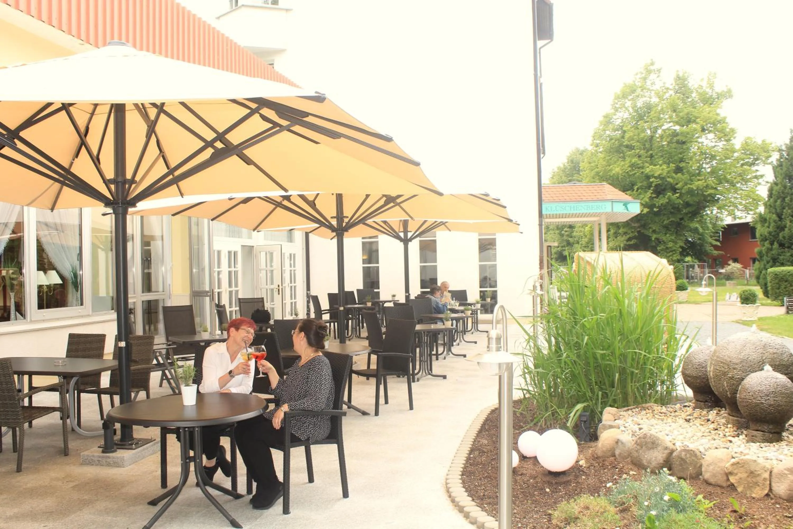 Restaurant/places to eat in Parkhotel Klüschenberg