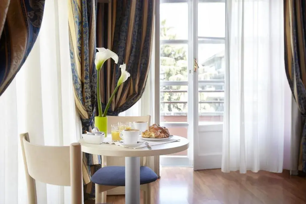 Double Room with Balcony - single occupancy in 21 Aprile Accommodation Double Room with Balcony - single occupancy in 21 Aprile Accommodation