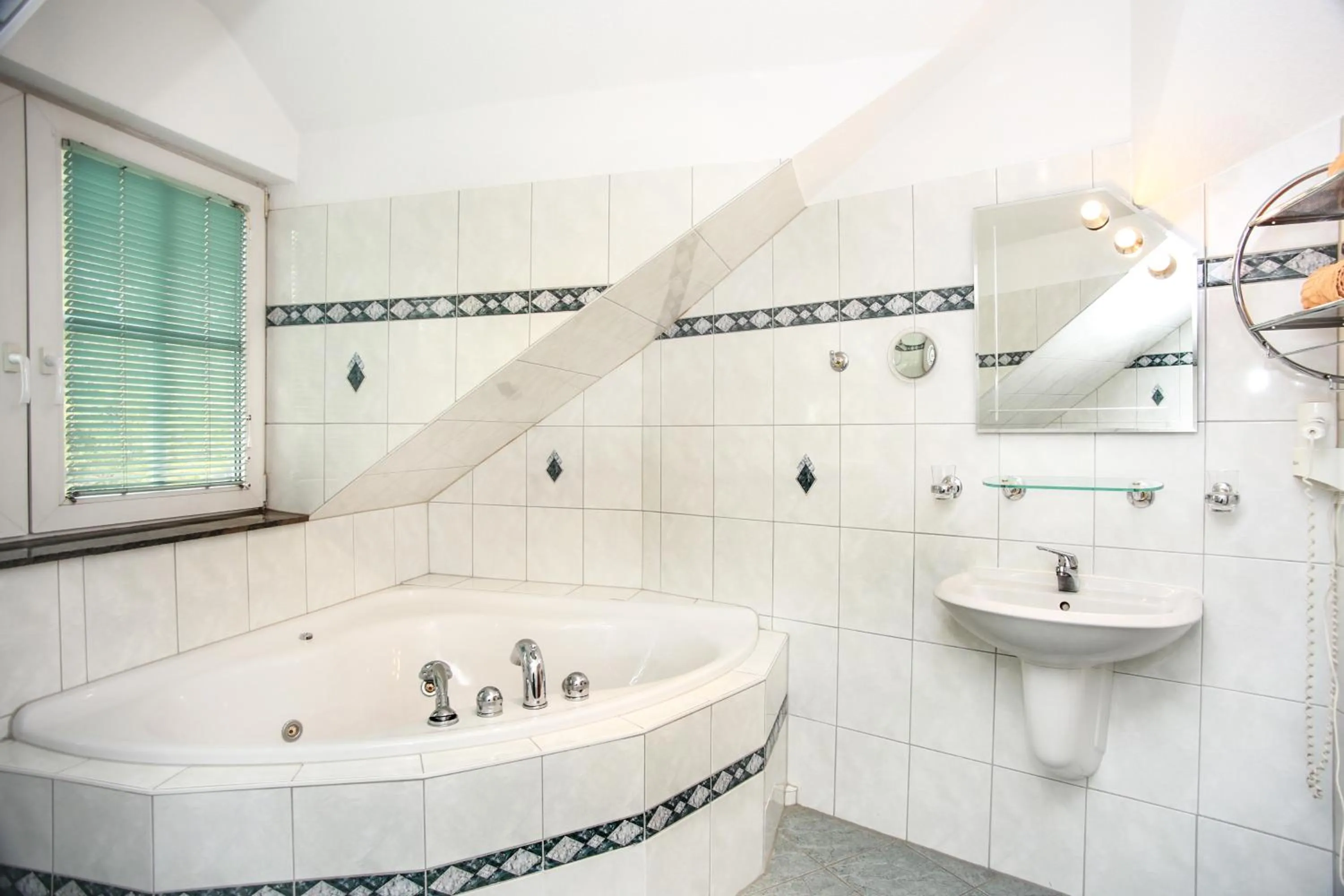 Hot Tub in Haus Belger