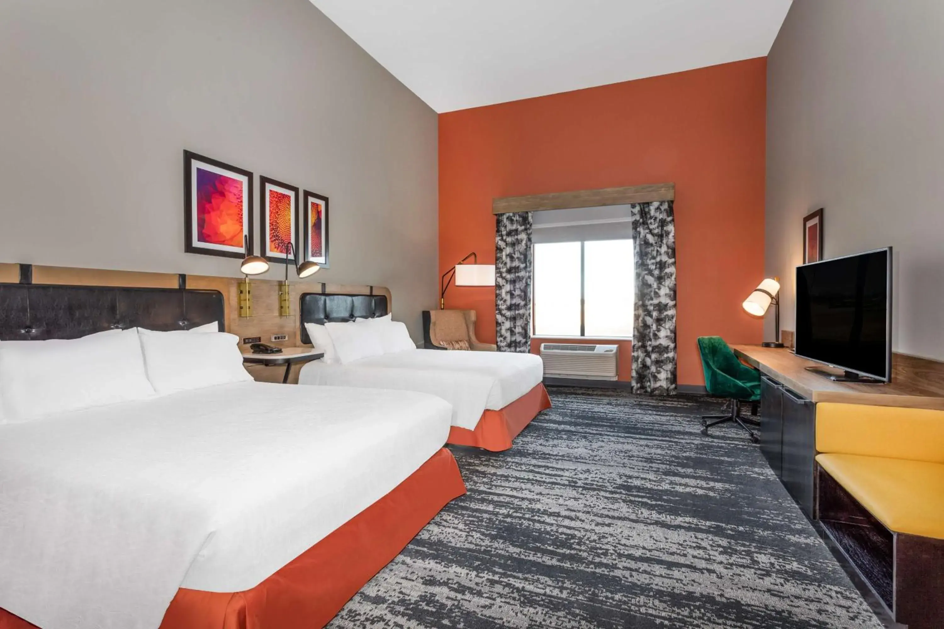 Bedroom, Bed in Hilton Garden Inn Hays, KS Bedroom, Bed in Hilton Garden Inn Hays, KS