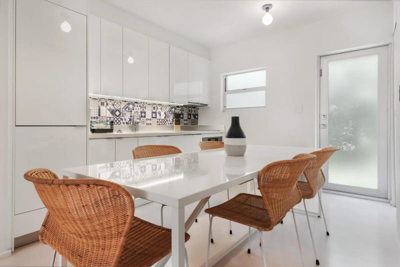 Roami at 250 Collins