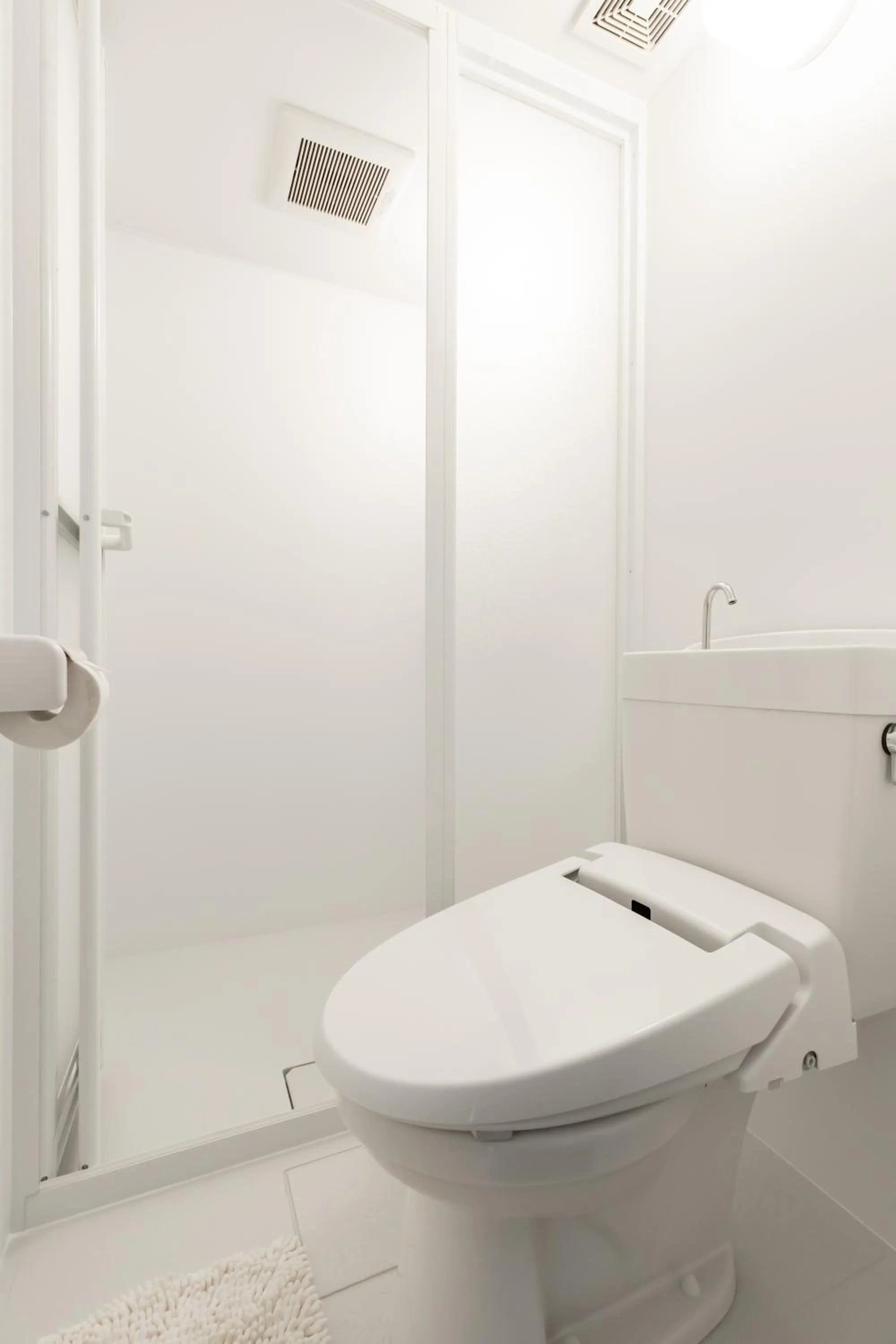 Shower in Port House Hatsudai