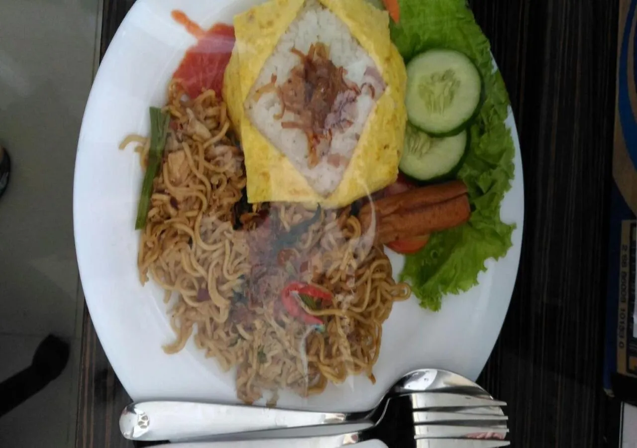 Breakfast in Omnea Hotel - Syariah