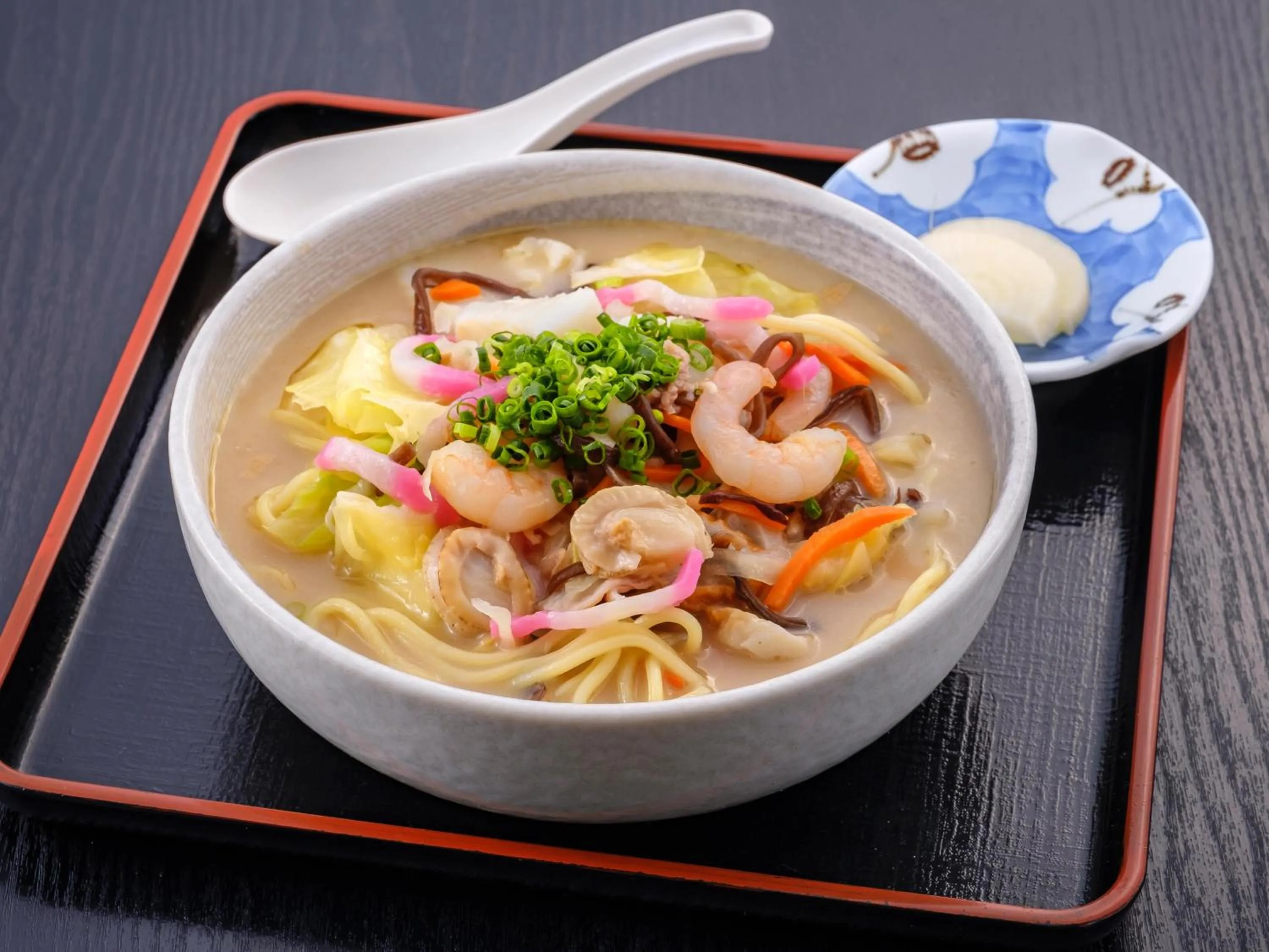 Food in SPA HOTEL YUTTARIKAN